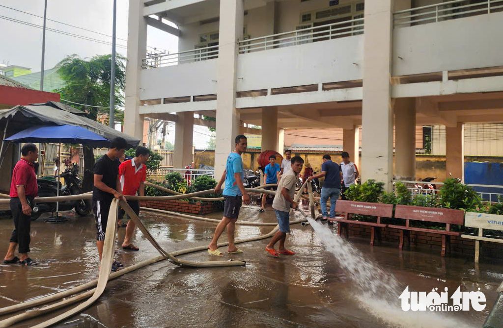 Dự án cao tốc Biên Hòa - Vũng Tàu: Yêu cầu xử lý nghiêm nhà thầu gây ngập úng nhà dân - Ảnh 1.