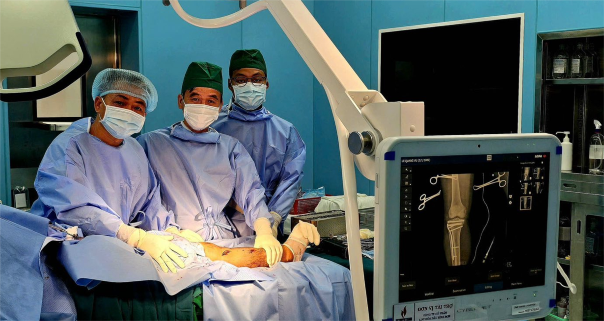 Lekarze i farmaceuci są od razu po zatrudnieniu awansowani na stanowisko od poziomu 2, a preferencyjne dodatki wzrastają do co najmniej 70% - Zdjęcie 2. Bác sĩ, dược sĩ được xếp lương từ bậc 2 ngay khi tuyển dụng, nâng phụ cấp ưu đãi lên tối thiểu 70% - Ảnh 2.