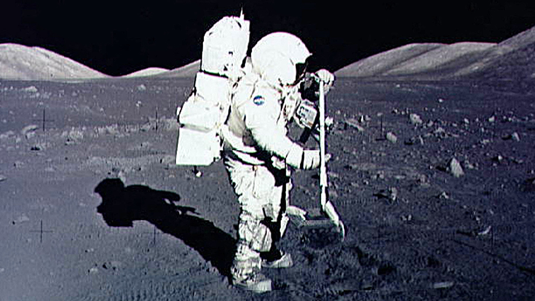 mặt trăng - Ảnh 1.