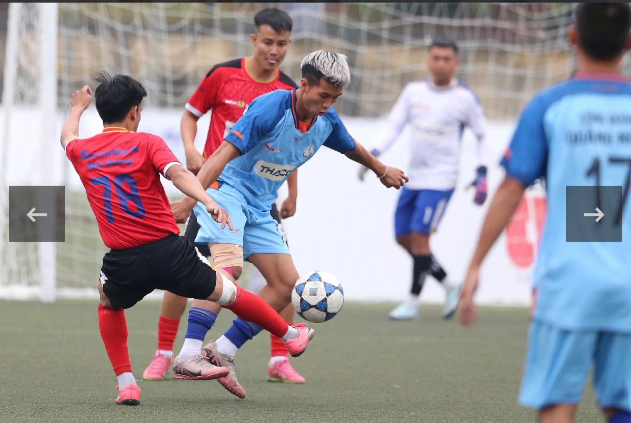 bóng đá công nhân - Ảnh 3.