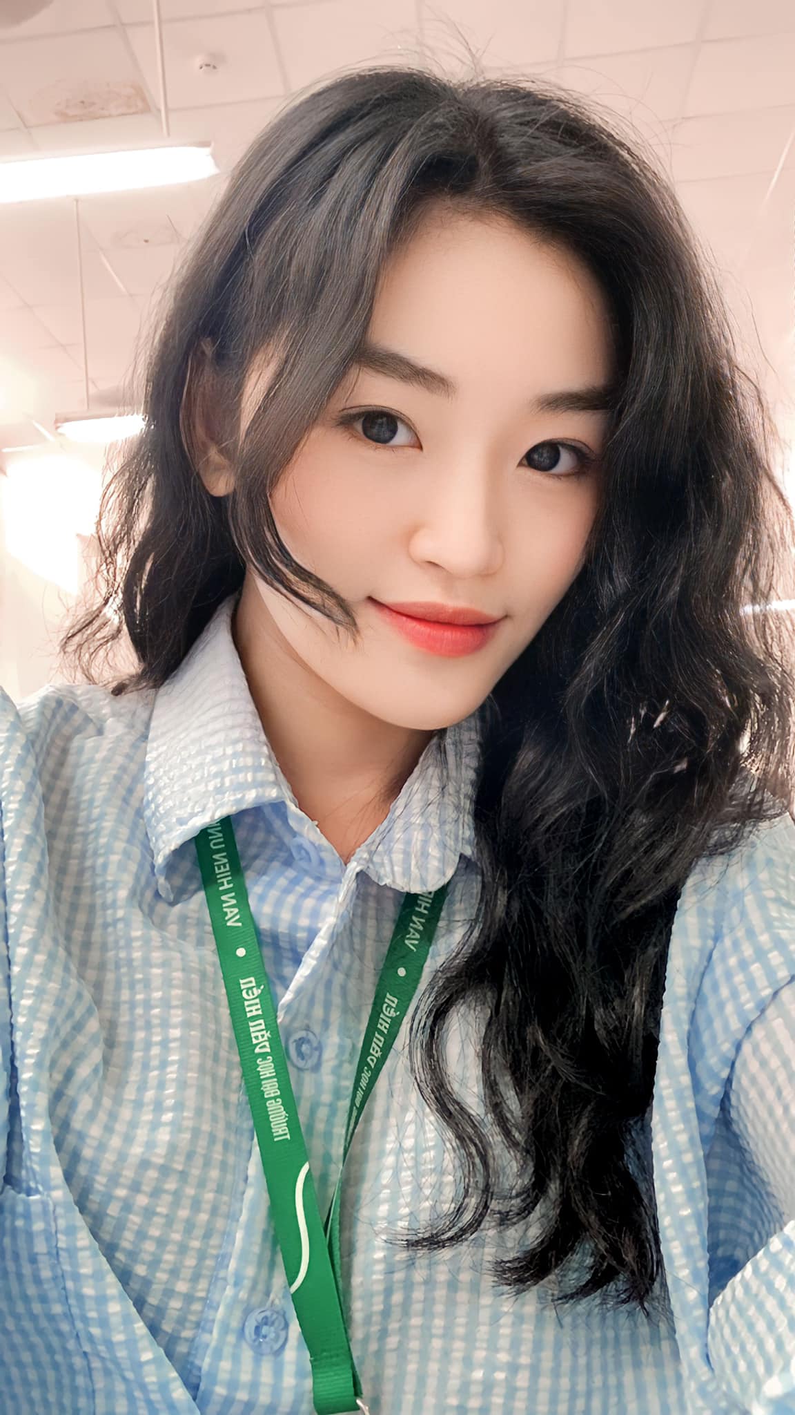 Ba làm thợ hồ, mẹ bán vé số nuôi ước mơ hoa hậu cho Nguyễn Thị Yến Nhi - Ảnh 13. Nguyễn Thị Yến Nhi - Ảnh 13.