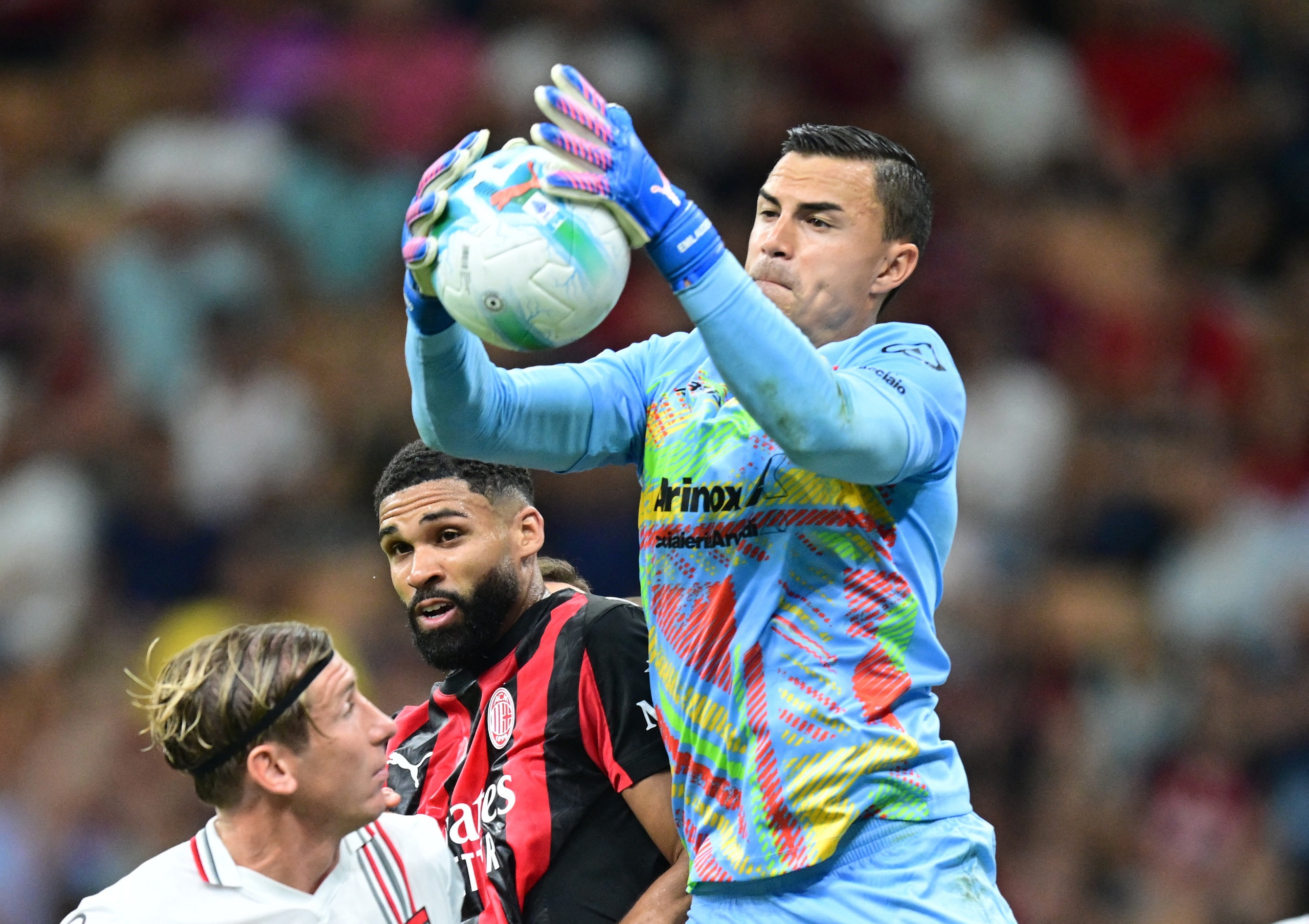 Thủ môn tuyển Indonesia lập thành tích đáng nể ở Serie A - Ảnh 1.