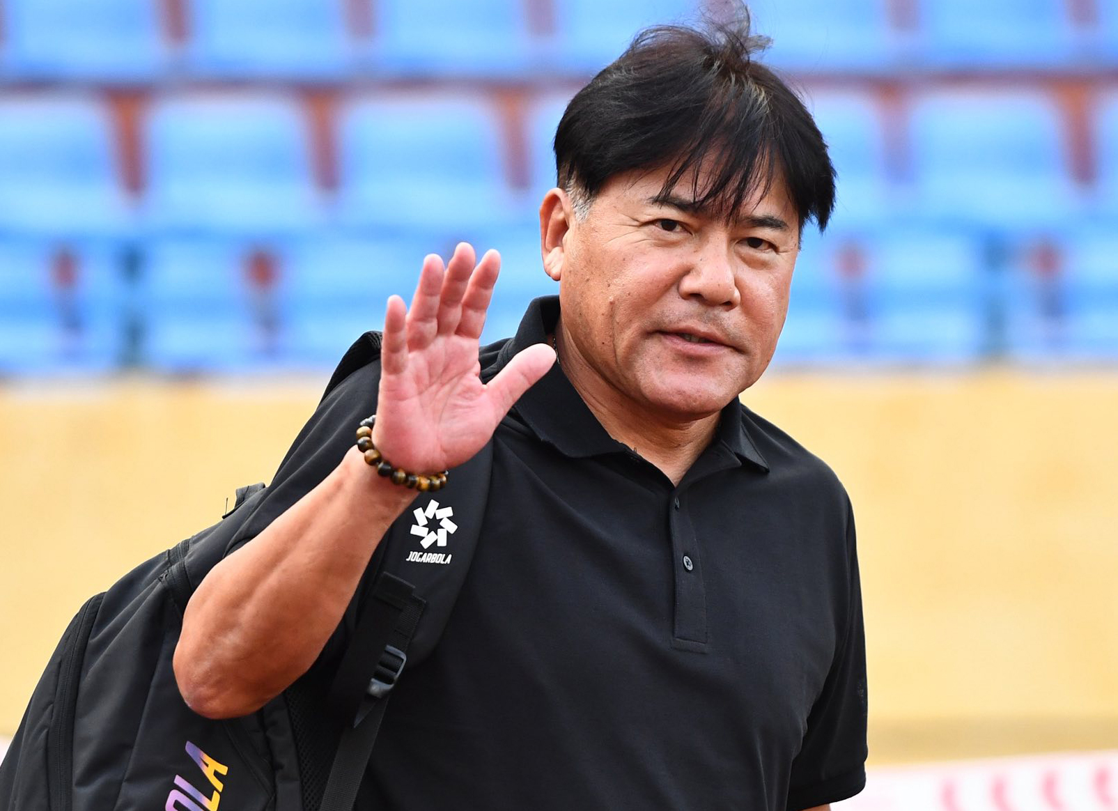 CLB Hà Nội sa thải HLV Nhật Bản - Ảnh 1.