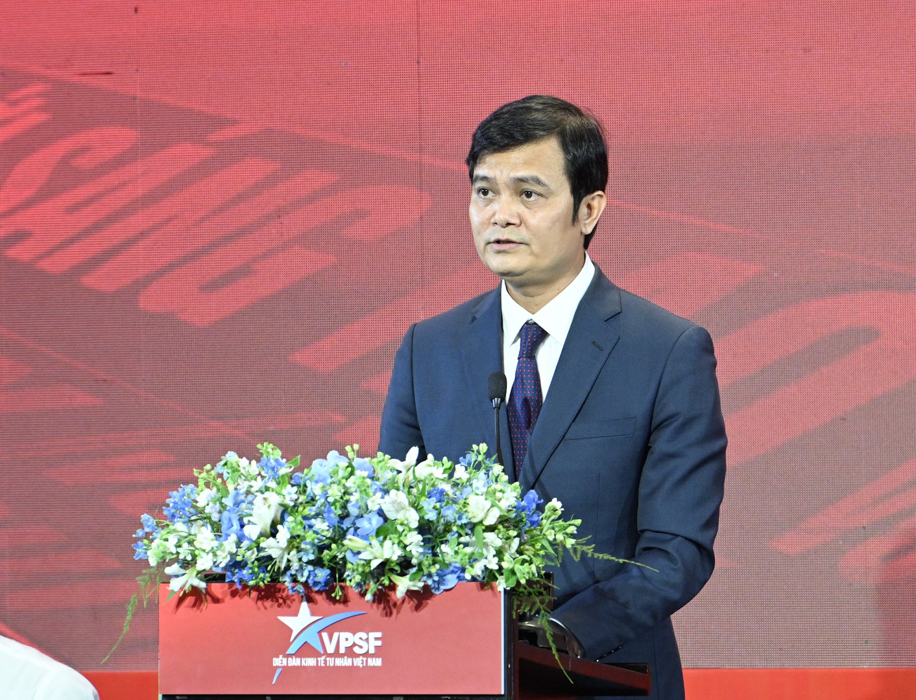 'Mỗi doanh nhân trẻ dìu dắt hai doanh nhân mới', thúc 5 triệu hộ kinh doanh lên doanh nghiệp - Ảnh 3.