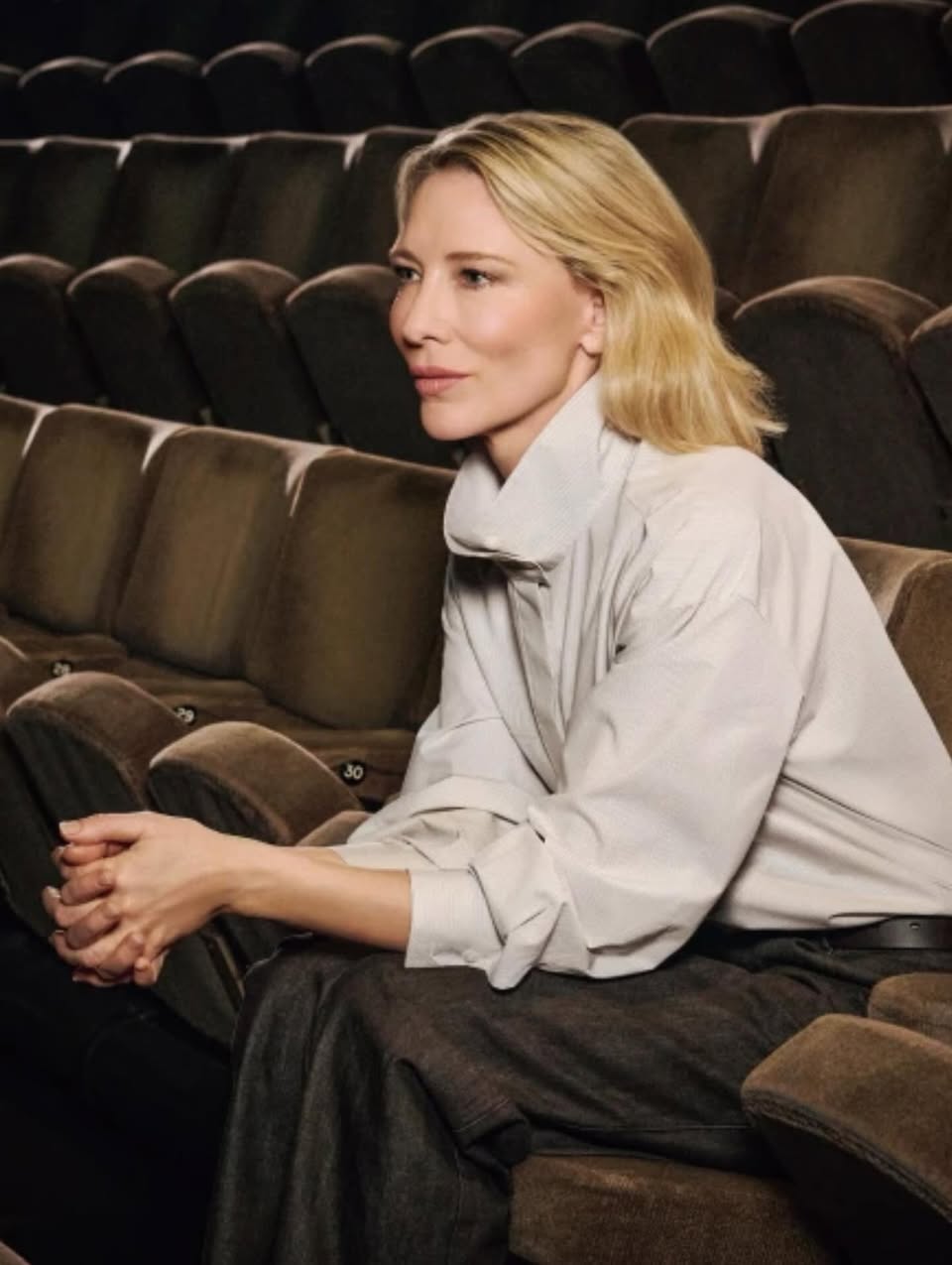 Cate Blanchett: Trang phục không chỉ là thời trang, mà còn là ký ức - Ảnh 2.