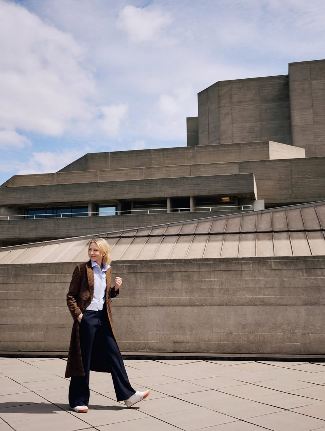 Cate Blanchett: Trang phục không chỉ là thời trang, mà còn là ký ức  - Ảnh 4.