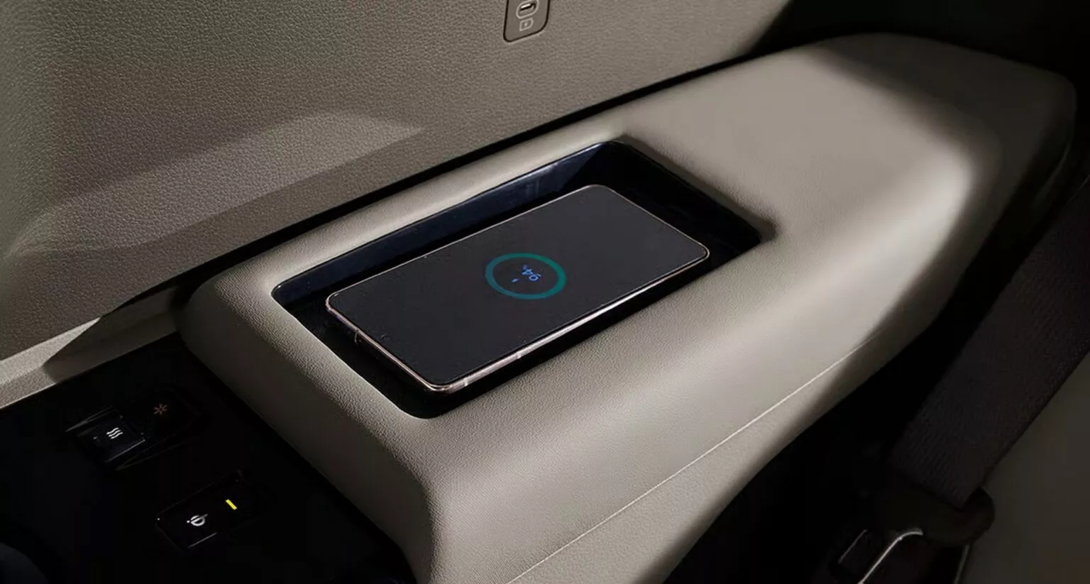 Kia Carnival 2026 thêm bản 'chủ tịch': Như phòng khách sạn di động, có chi tiết gợi nhớ Rolls-Royce - Ảnh 15.