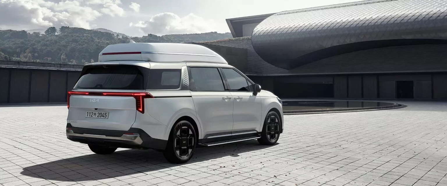 Kia Carnival 2026 thêm bản 'chủ tịch': Như phòng khách sạn di động, có chi tiết gợi nhớ Rolls-Royce - Ảnh 4.