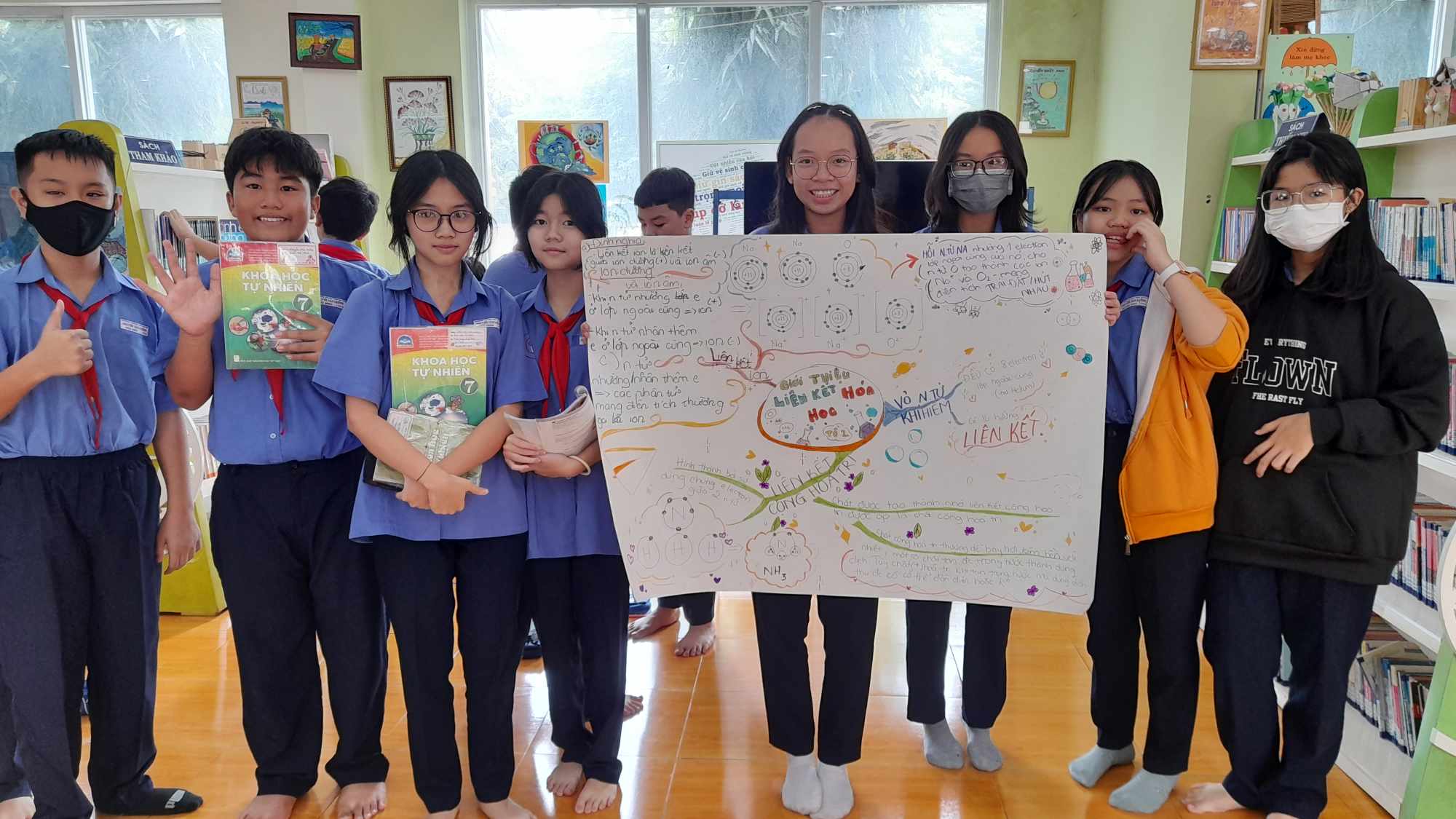 8 năm không thu quỹ phụ huynh, một trường THCS ở TP.HCM vẫn có khoản kết dư cuối năm - Ảnh 1.