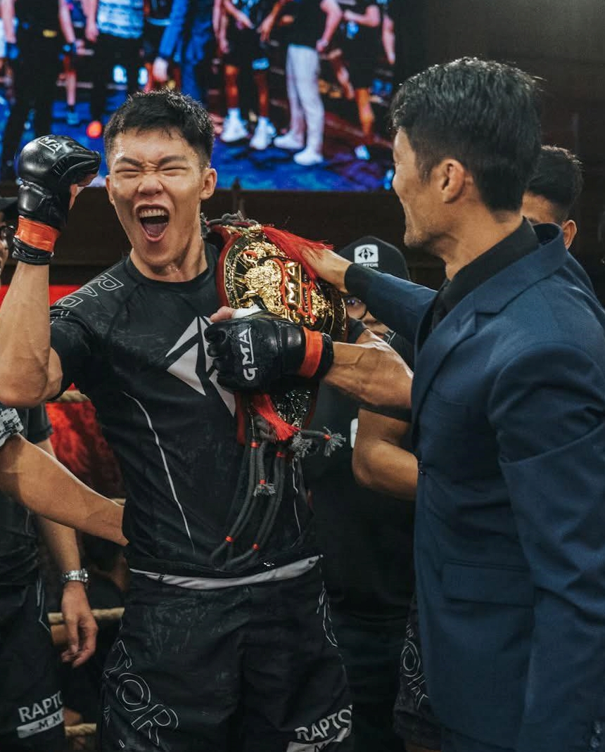 Hà Thế Anh trả đai Thần Võ, Johnny Trí Nguyễn tước luôn danh hiệu - Ảnh 1.