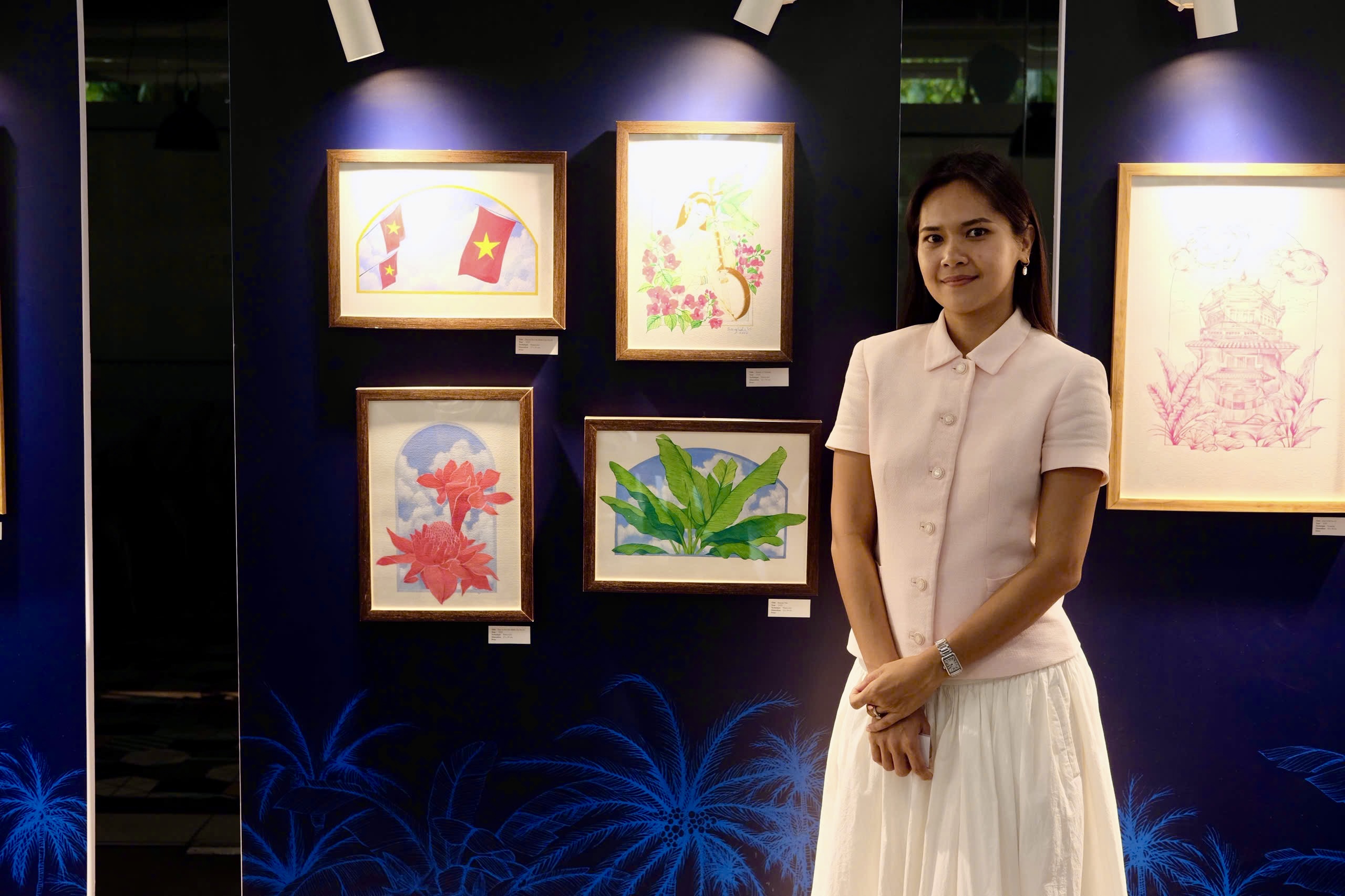 Thai artist captures ‘Color of Saigon’ with delicate ink lines, watercolor strokes- Ảnh 3.