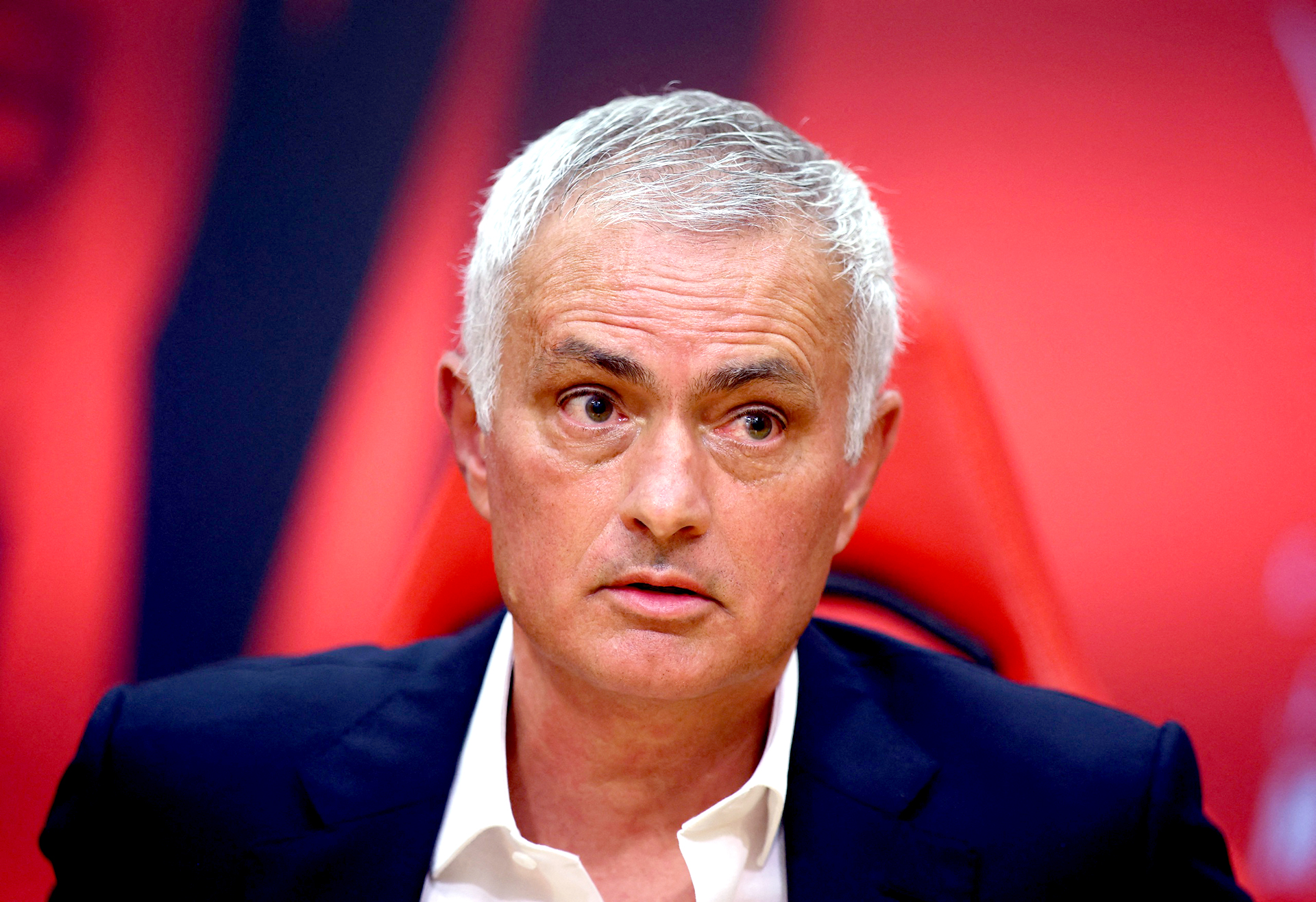 HLV Mourinho: Benfica là bến đỗ xứng tầm, Fenerbahce thì không - Ảnh 1.