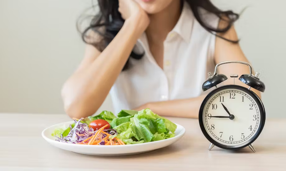 5 lầm tưởng phổ biến về 'nhịn ăn gián đoạn' - Ảnh 1.