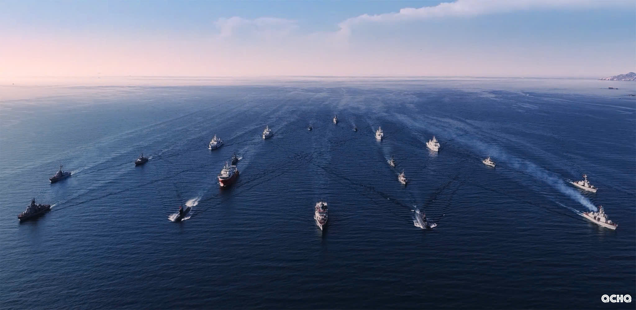 Vietnam stages first naval parade featuring submarines, missile frigates- Ảnh 3. Vietnam stages first naval parade featuring submarines, missile frigates- Ảnh 3.