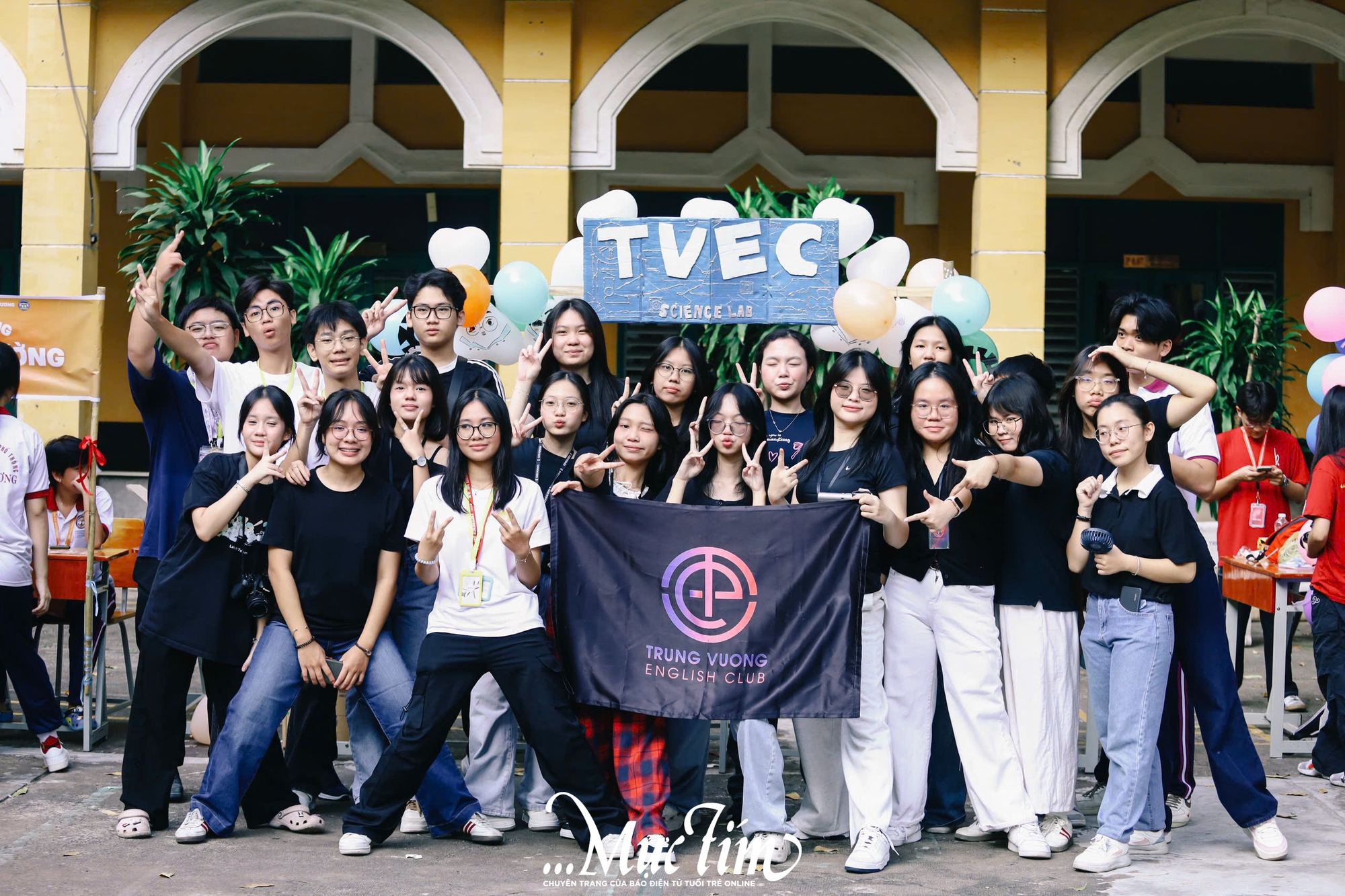 Teen Trường THPT Trưng Vương cùng nhau tạo nên ‘khởi đầu mới’ tại trại chào đón học sinh khối 10 - Ảnh 27.