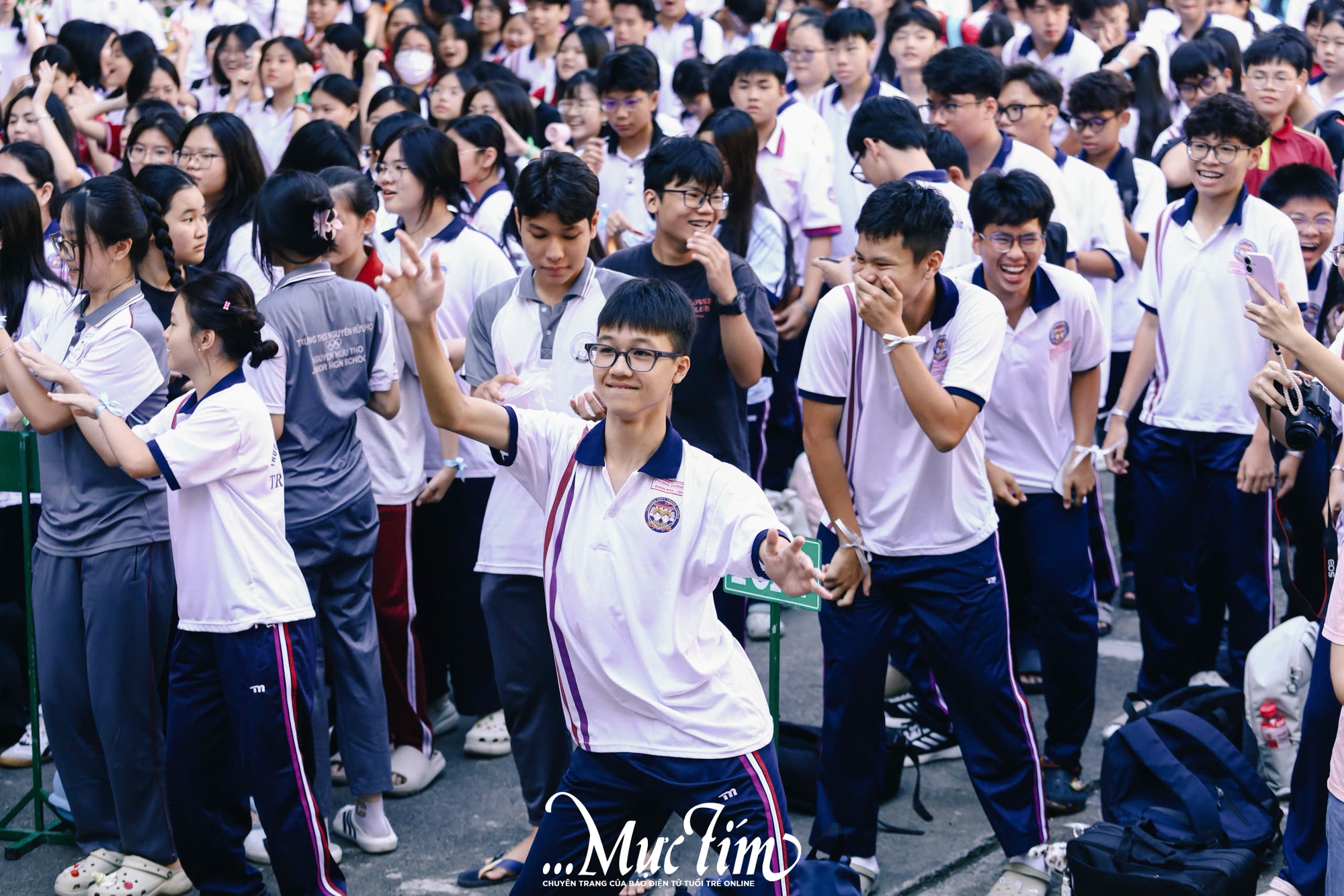 Teen Trường THPT Trưng Vương cùng nhau tạo nên ‘khởi đầu mới’ tại trại chào đón học sinh khối 10 - Ảnh 14.