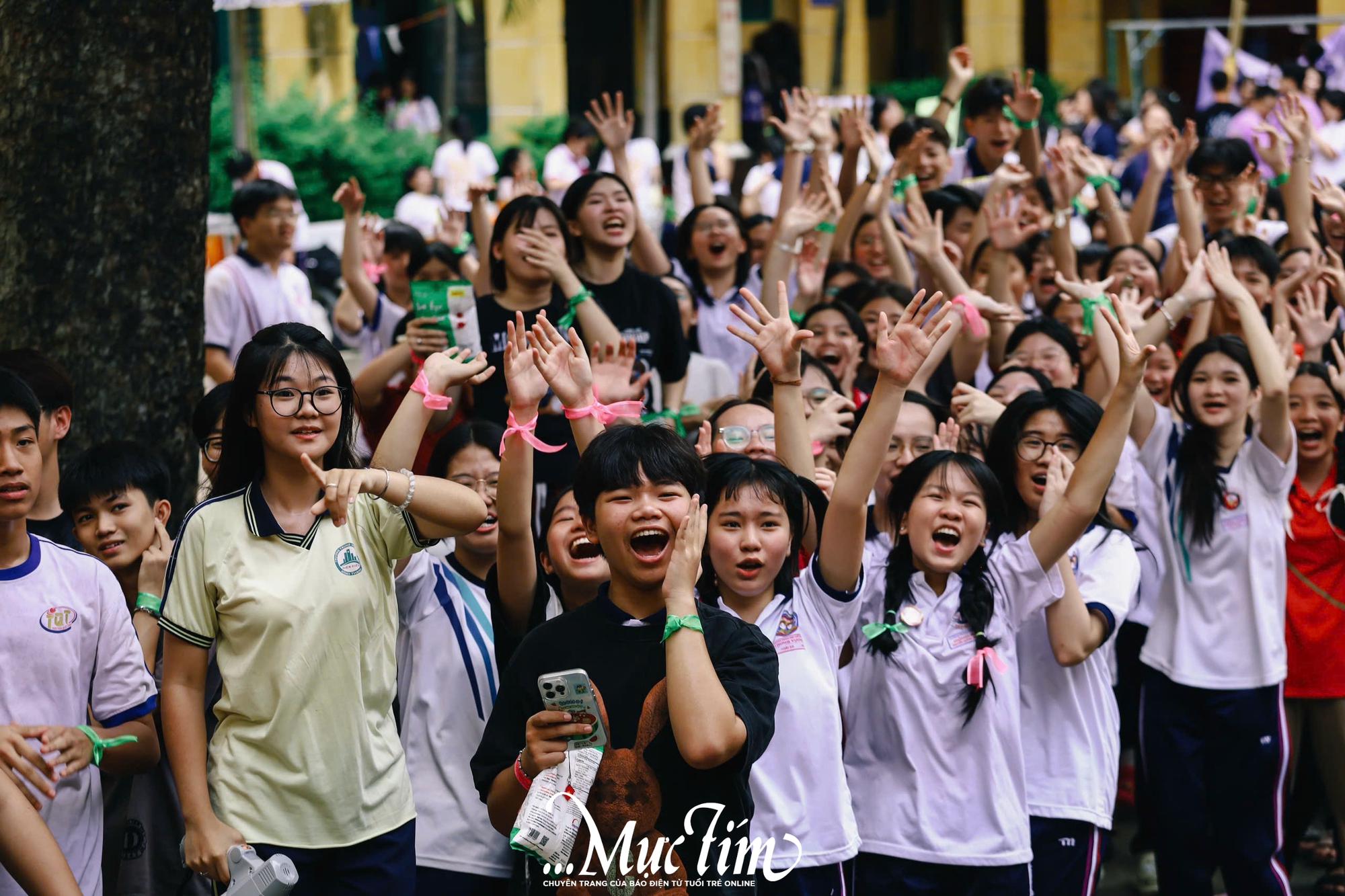 Teen Trường THPT Trưng Vương cùng nhau tạo nên ‘khởi đầu mới’ tại trại chào đón học sinh khối 10 - Ảnh 40.