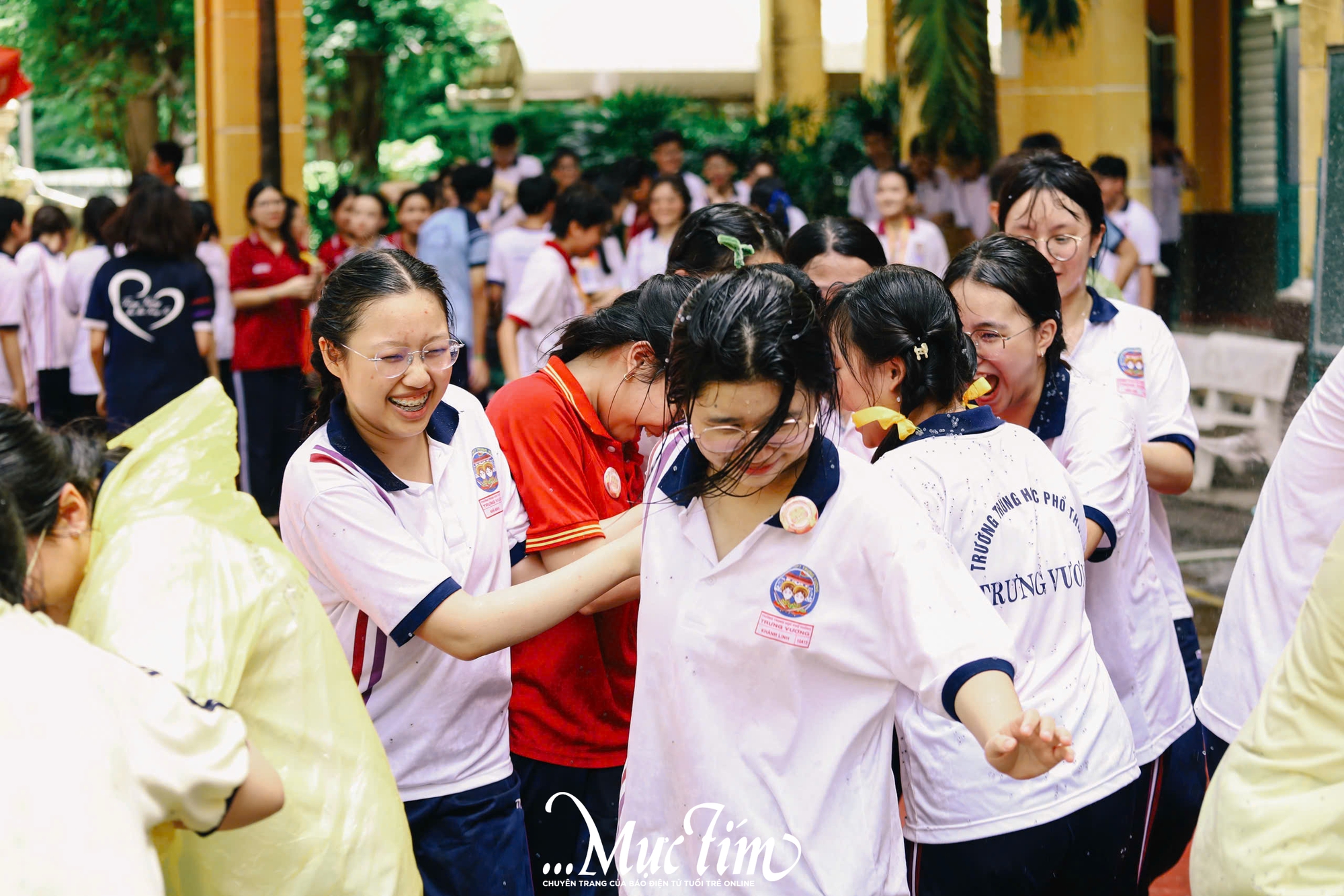 Teen Trường THPT Trưng Vương cùng nhau tạo nên ‘khởi đầu mới’ tại trại chào đón học sinh khối 10 - Ảnh 48.