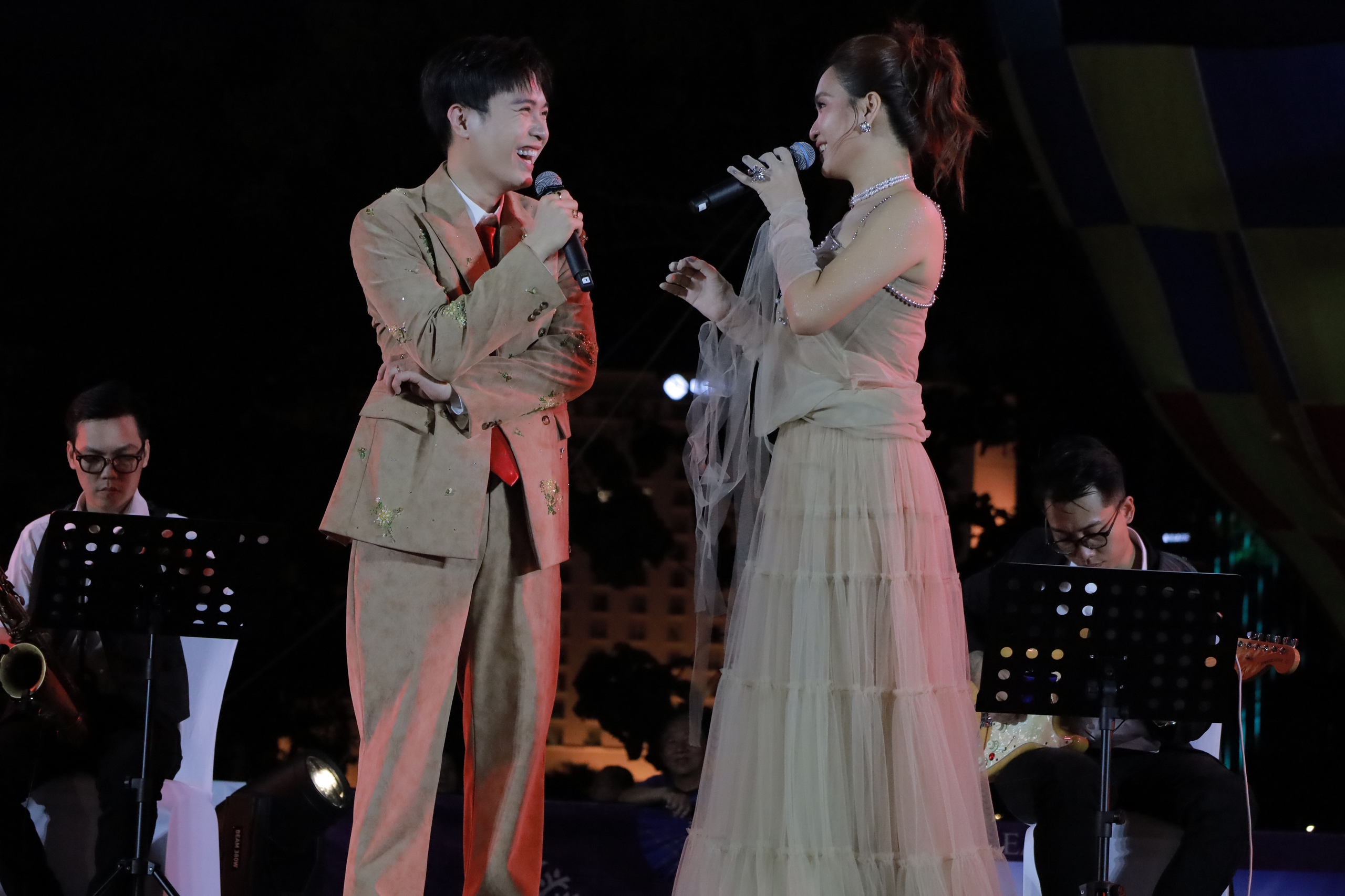 Đinh Band, Phạm Anh Duy, Ái Phương cùng góp mặt trong đêm nhạc Acoustic - Ảnh 1.