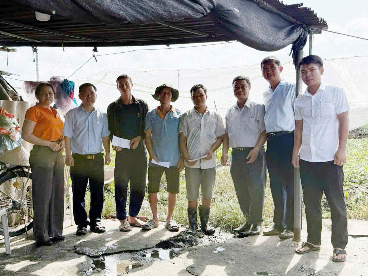 Hơn 63.000 mét vuông rau ở xã Vĩnh Lộc bị ngập do mưa lớn - Ảnh 1.