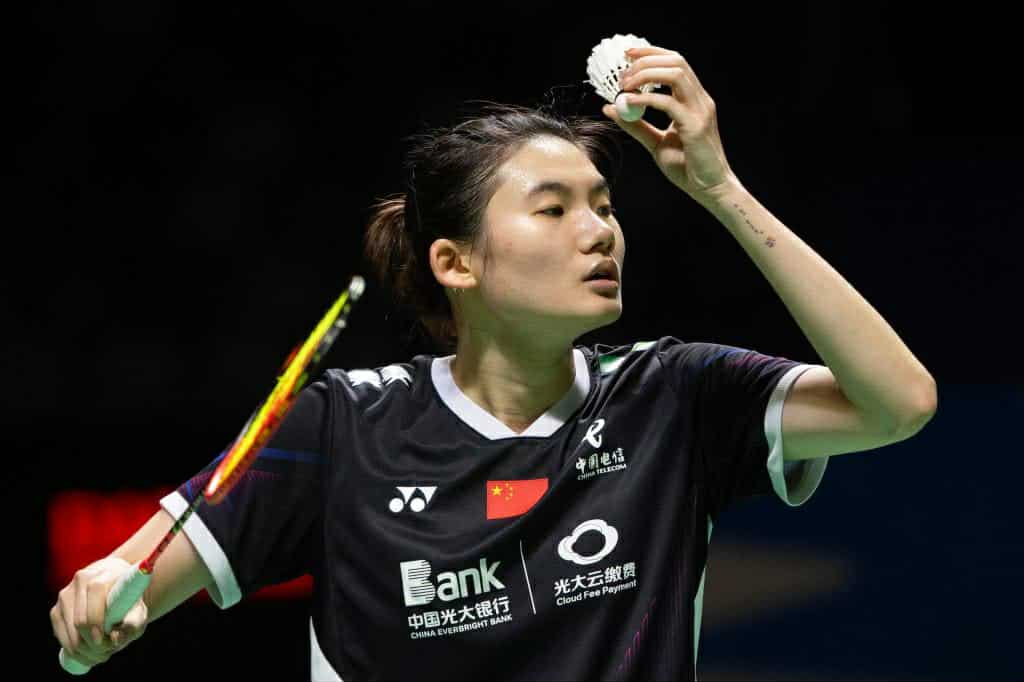 Trận thua 'tệ nhất lịch sử cầu lông' của tay vợt Trung Quốc - Ảnh 1.