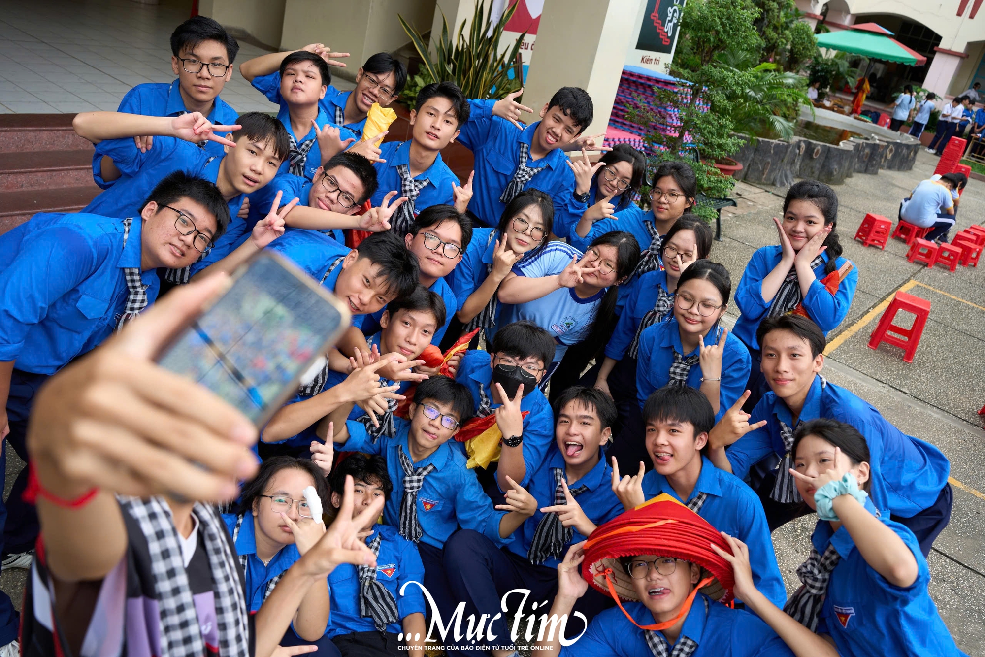 Cùng tân binh khối 10 bắt đầu hành trình rực rỡ tại Trường THPT Lương Thế Vinh- Ảnh 1.