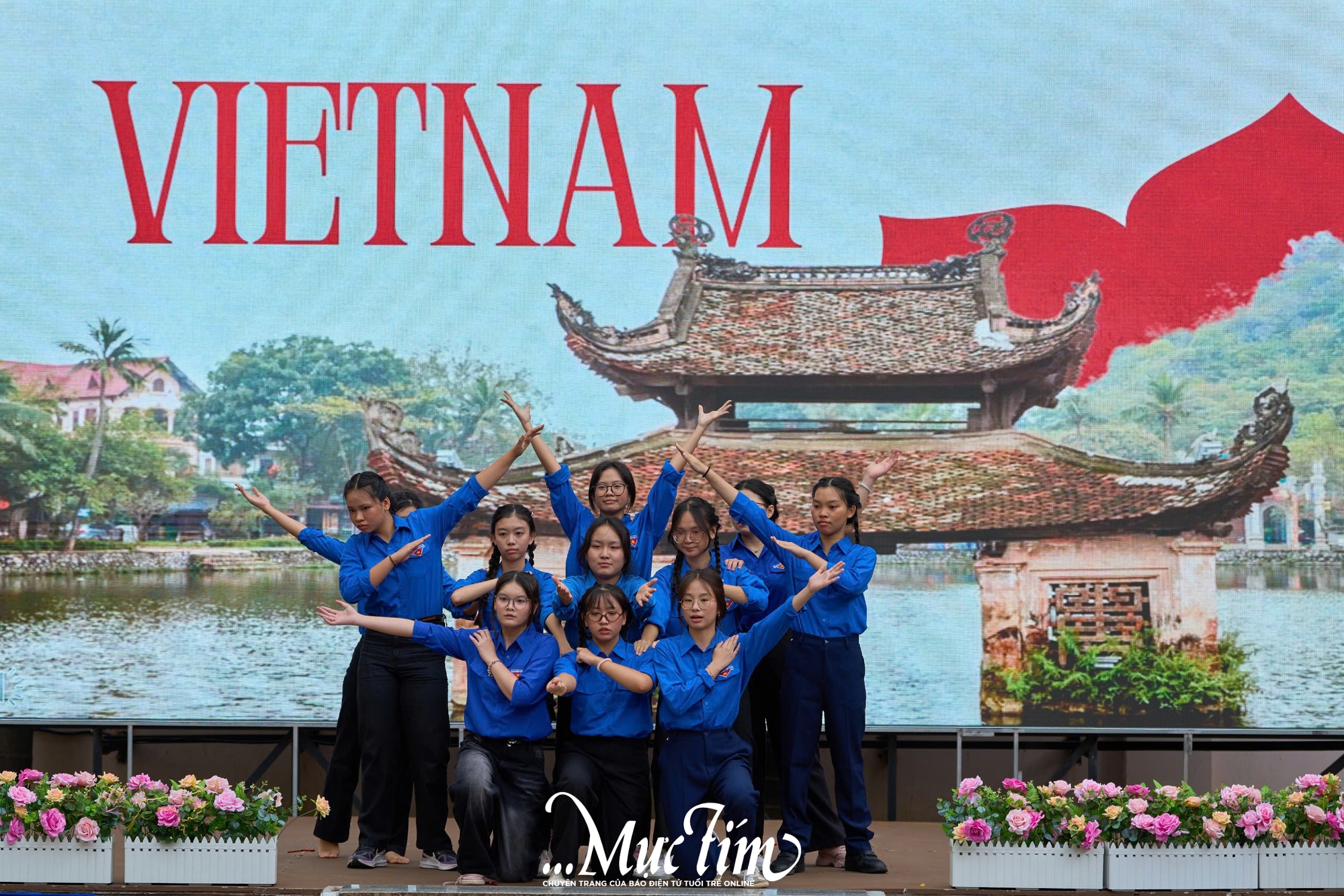 Cùng tân binh khối 10 bắt đầu hành trình rực rỡ tại Trường THPT Lương Thế Vinh- Ảnh 9.