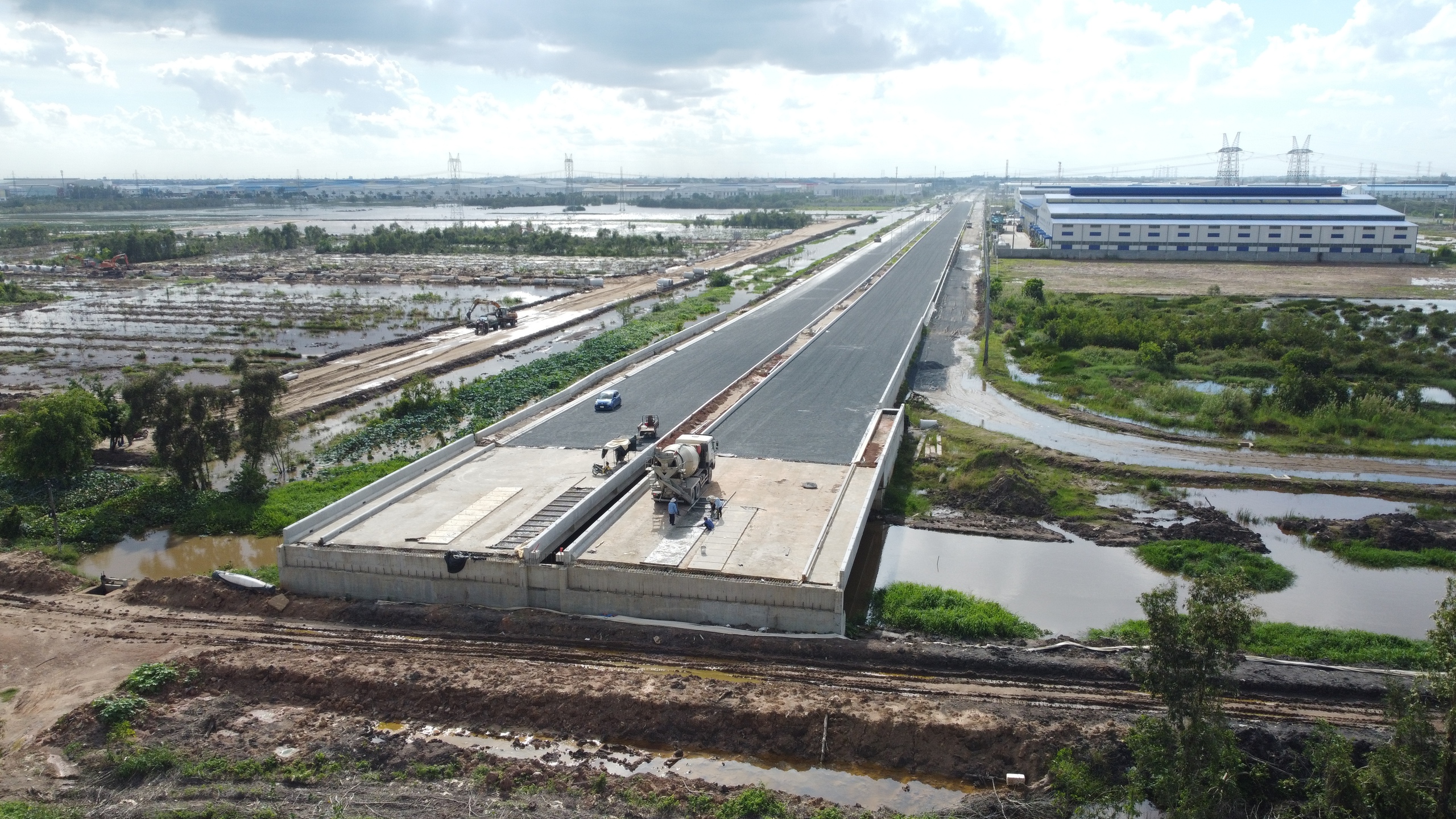 Toàn cảnh đường ngàn tỉ của Tây Ninh sắp thông xe, chờ kết nối đường mở mới Tây Bắc TP.HCM - Ảnh 10.