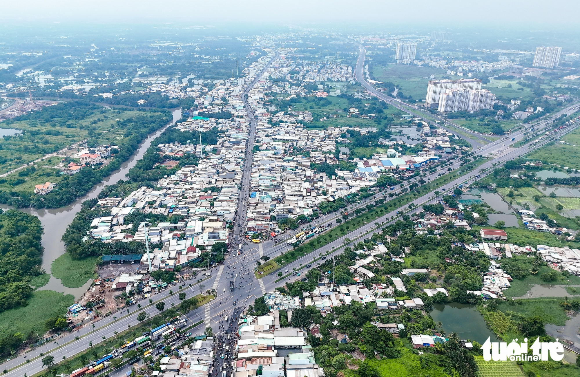 Toàn cảnh mở rộng quốc lộ 50 - TP.HCM ‘kéo gần’ Tây Ninh với con đường 6 làn xe trước nhiệm kỳ mới - Ảnh 4.