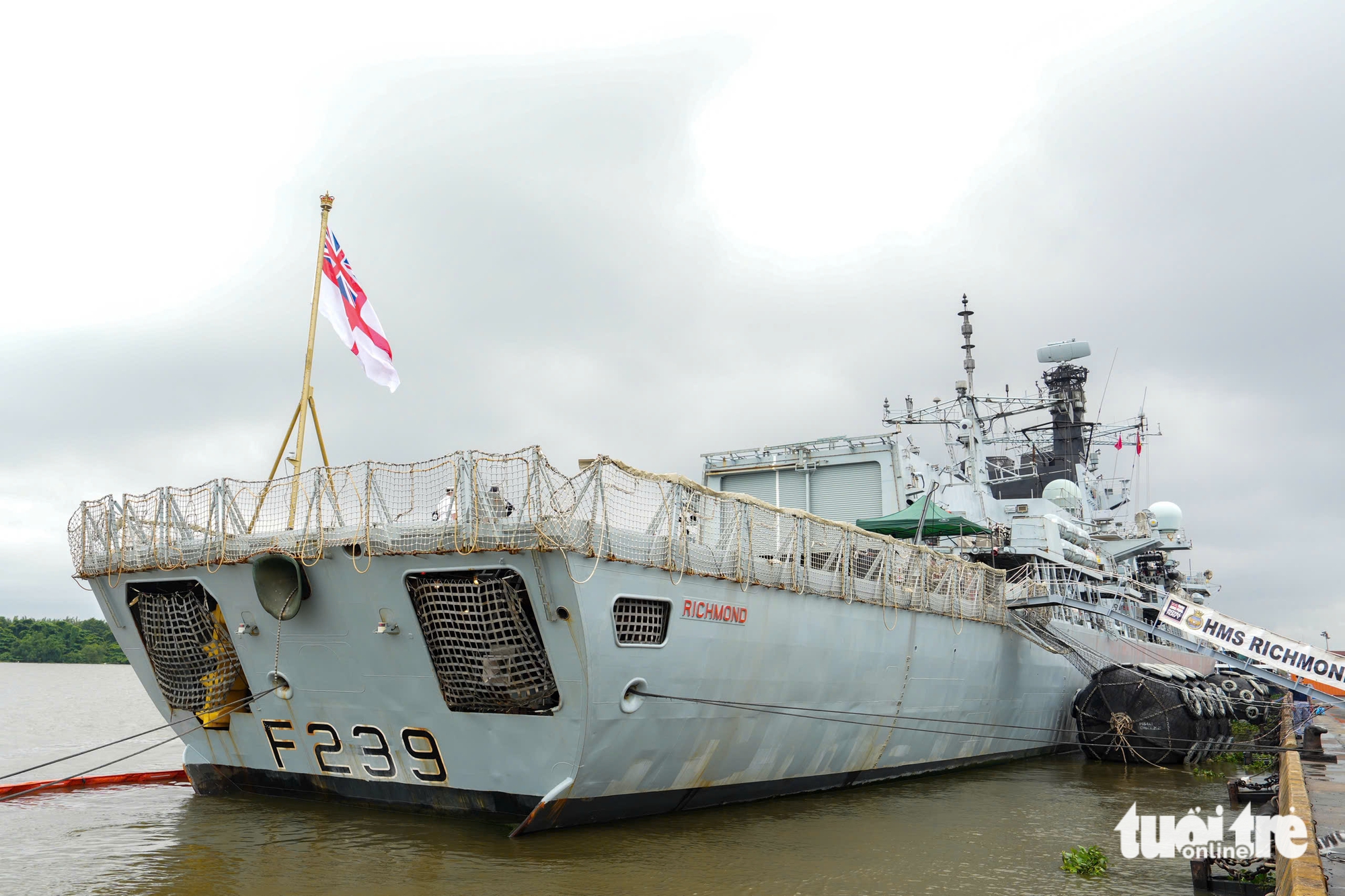 នាវាកងទ័ពជើងទឹកអង់គ្លេស HMS Richmond ត្រឡប់ទៅទីក្រុងហូជីមិញវិញ ក្រោយរយៈពេល ៤ឆ្នាំ - រូបថត ៥. Tàu Hải quân Anh HMS Richmond trở lại Việt Nam sau 4 năm - Ảnh 5.
