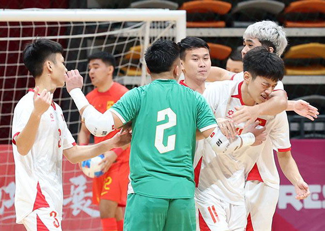 Vòng loại Giải futsal châu Á 2026: Tuyển Việt Nam 'quật ngã' chủ nhà Trung Quốc - Ảnh 1.