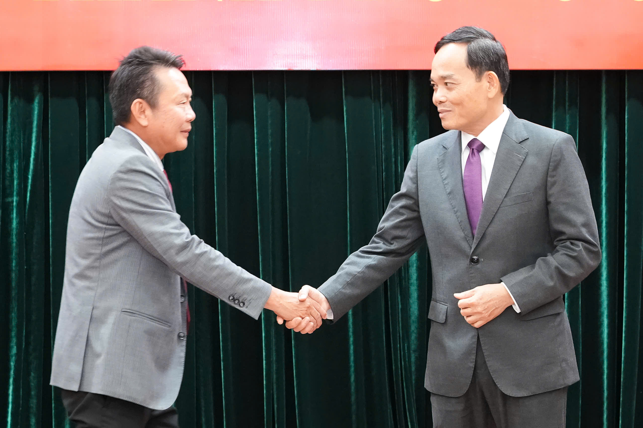 Ho Chi Minh-byen oppfordrer thailandske selskaper til å investere i grønn utvikling – Bilde 3. Bí thư Trần Lưu Quang mong muốn tập đoàn Thái Lan đầu tư vào phát triển xanh - Ảnh 2.