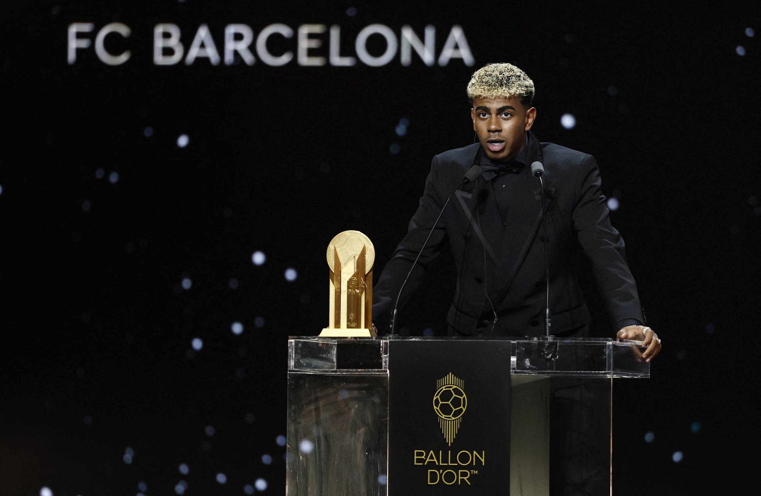 Cha của Yamal tự tin năm sau con trai sẽ giành Quả bóng vàng - Ảnh 2.