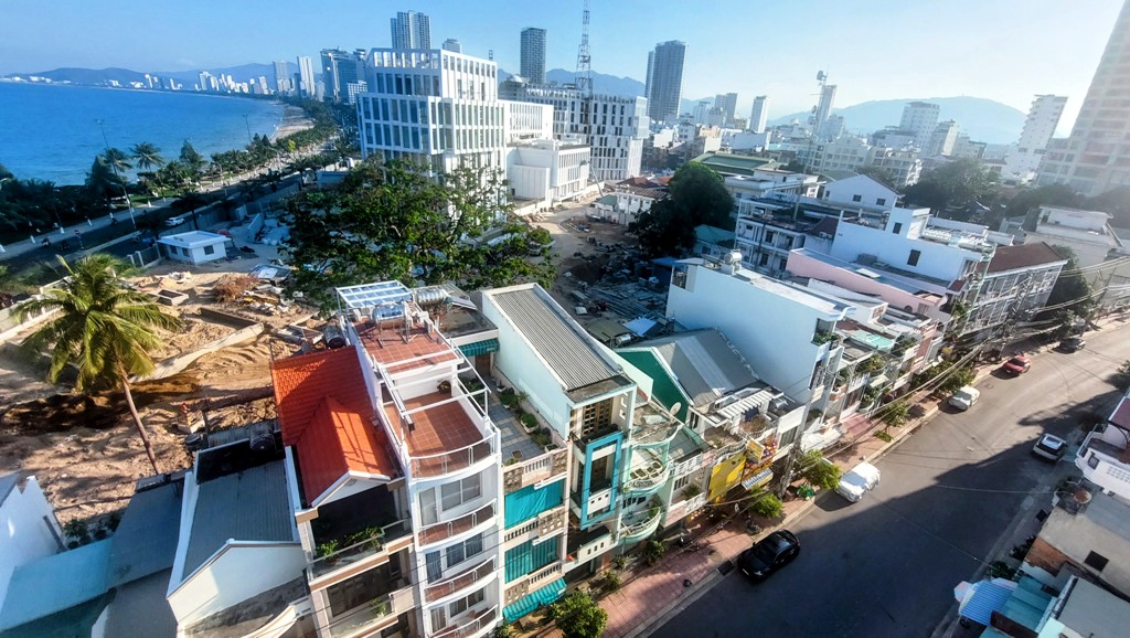 Giải tỏa 32 hộ dân Nha Trang mở rộng trụ sở tỉnh phải tái định cư 'bằng hoặc tốt hơn' - Ảnh 1.