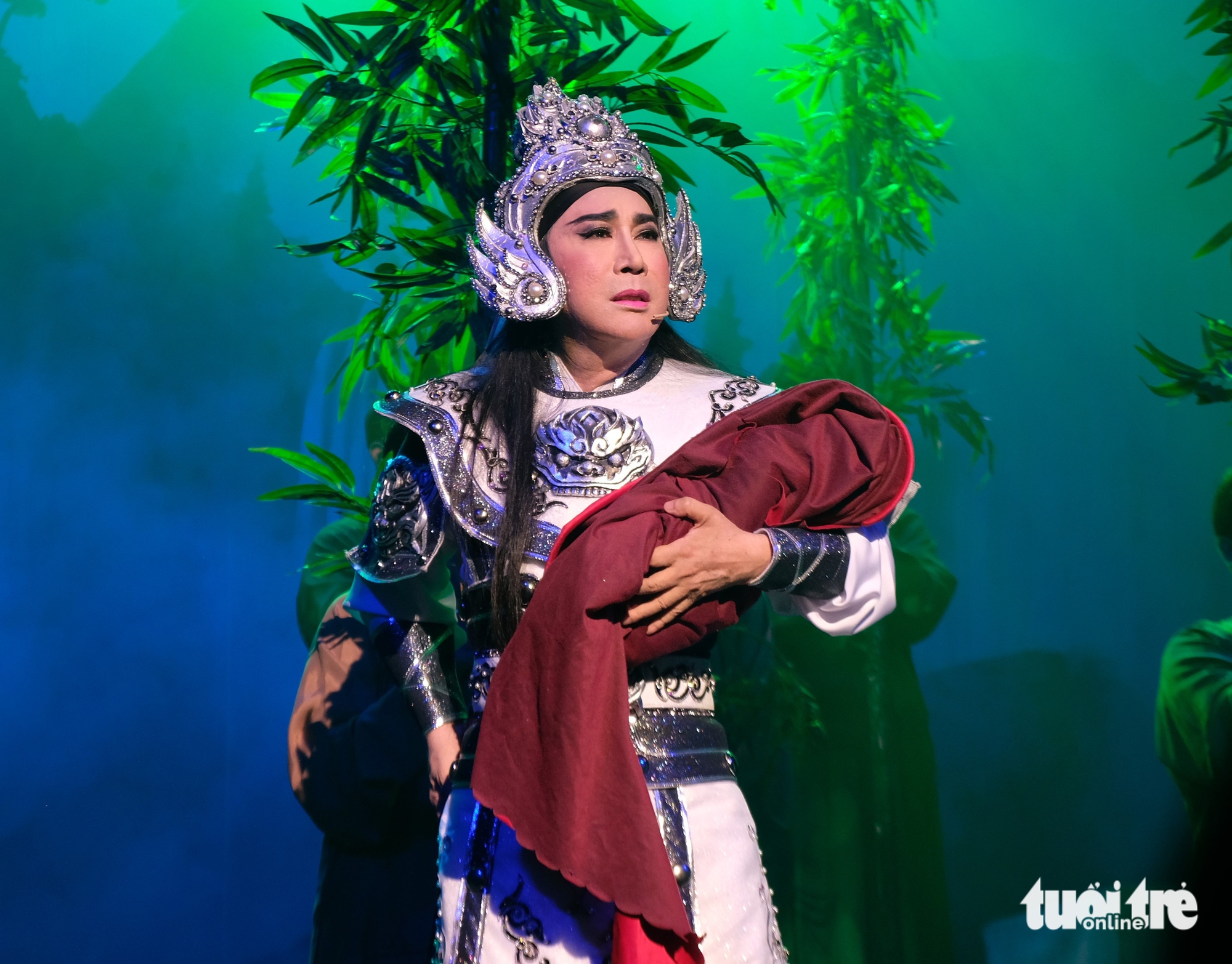 Remembering General Le Van Duyet, remembering the play San Hau - Photo 2. Nhớ Tả quân Lê Văn Duyệt, nhớ tuồng San Hậu - Ảnh 2.