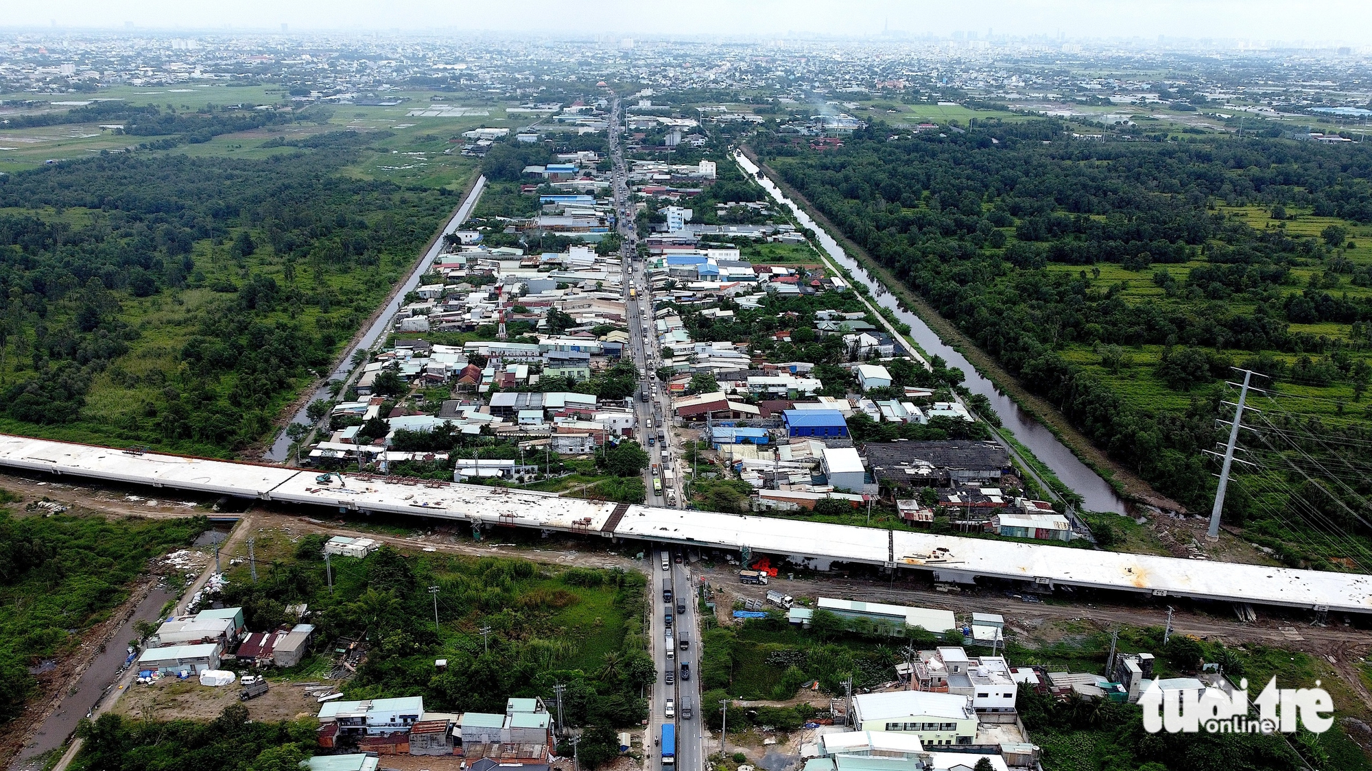 Mong mỏi mở đường Nguyễn Văn Bứa đang quá tải giữa TP.HCM - Tây Ninh - Ảnh 7.