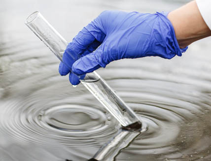 ការរកឃើញស្ថានភាពទឹកថ្មី៖ ទាំងរឹង និងរាវ - រូបថត ១. Phát hiện trạng thái mới của nước: Vừa rắn vừa lỏng - Ảnh 1.