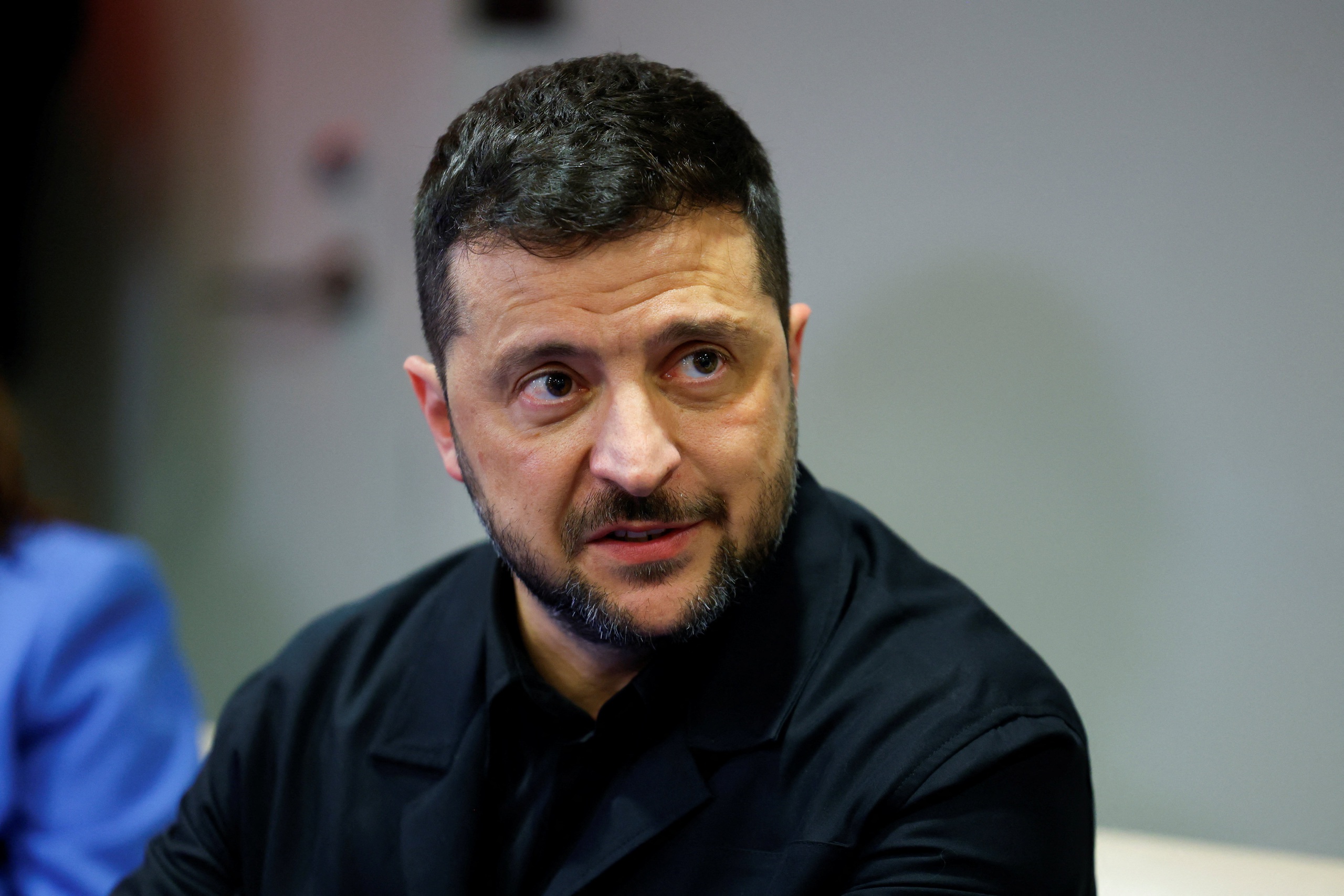 Ông Zelensky bất ngờ khi ông Trump 'quay ngoắt' về vấn đề Ukraine - Ảnh 1.