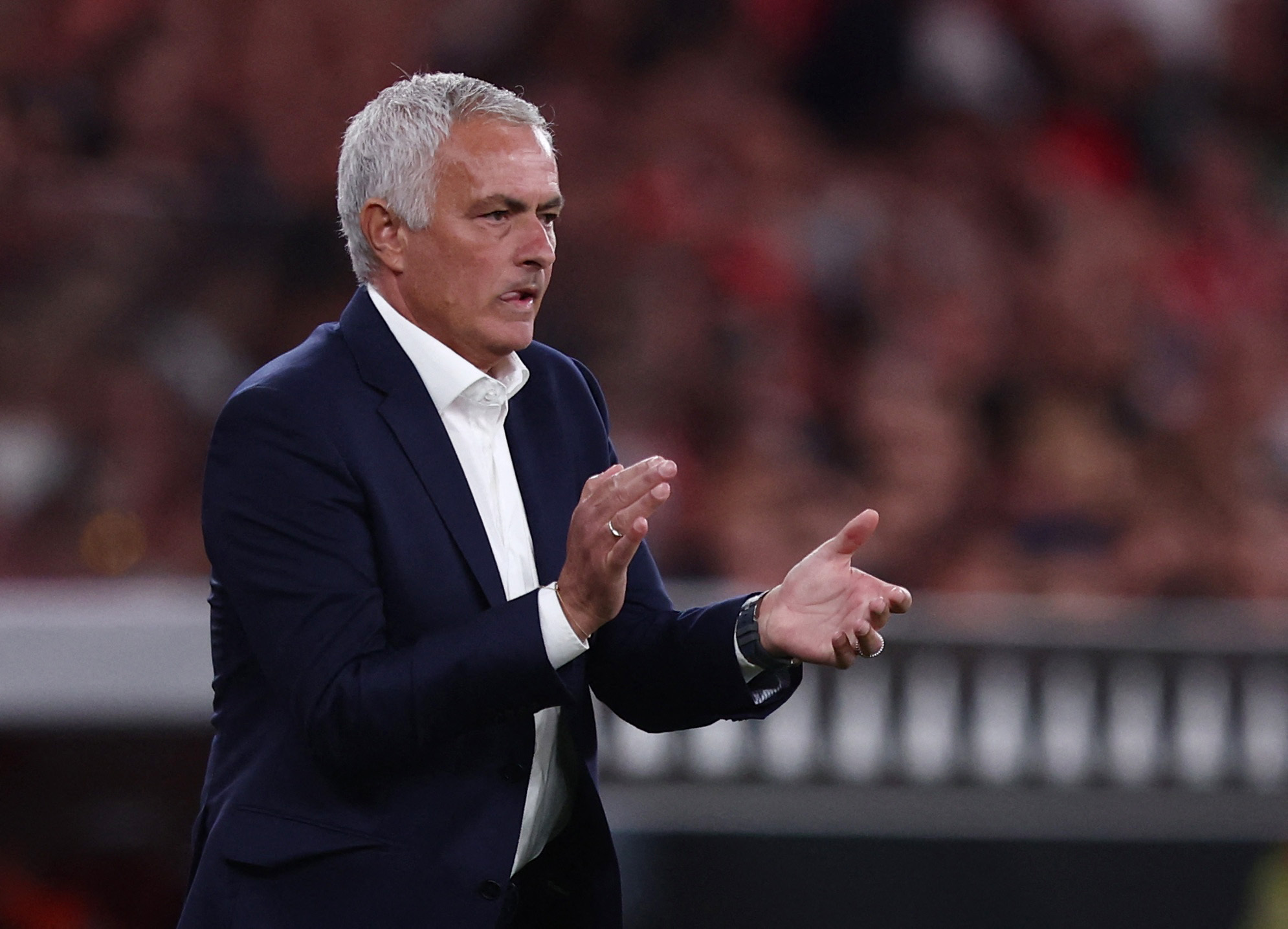 HLV Mourinho chấp nhận 'lỗ vốn' để dẫn dắt Benfica - Ảnh 1.