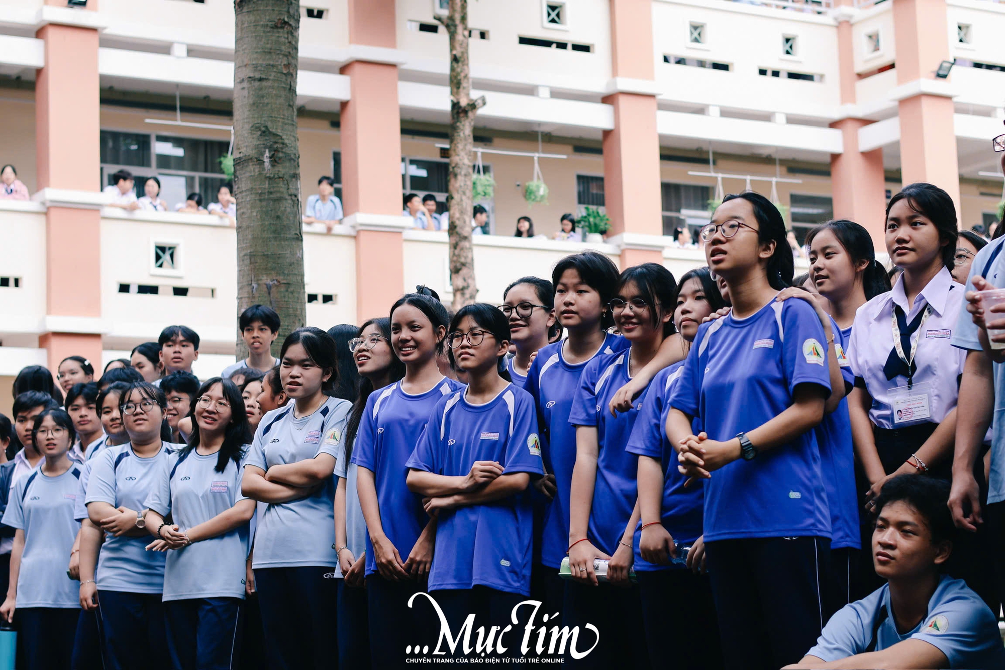 Teen Trường THPT Nguyễn Hữu Huân tổ chức mini show giờ ra chơi- Ảnh 3.