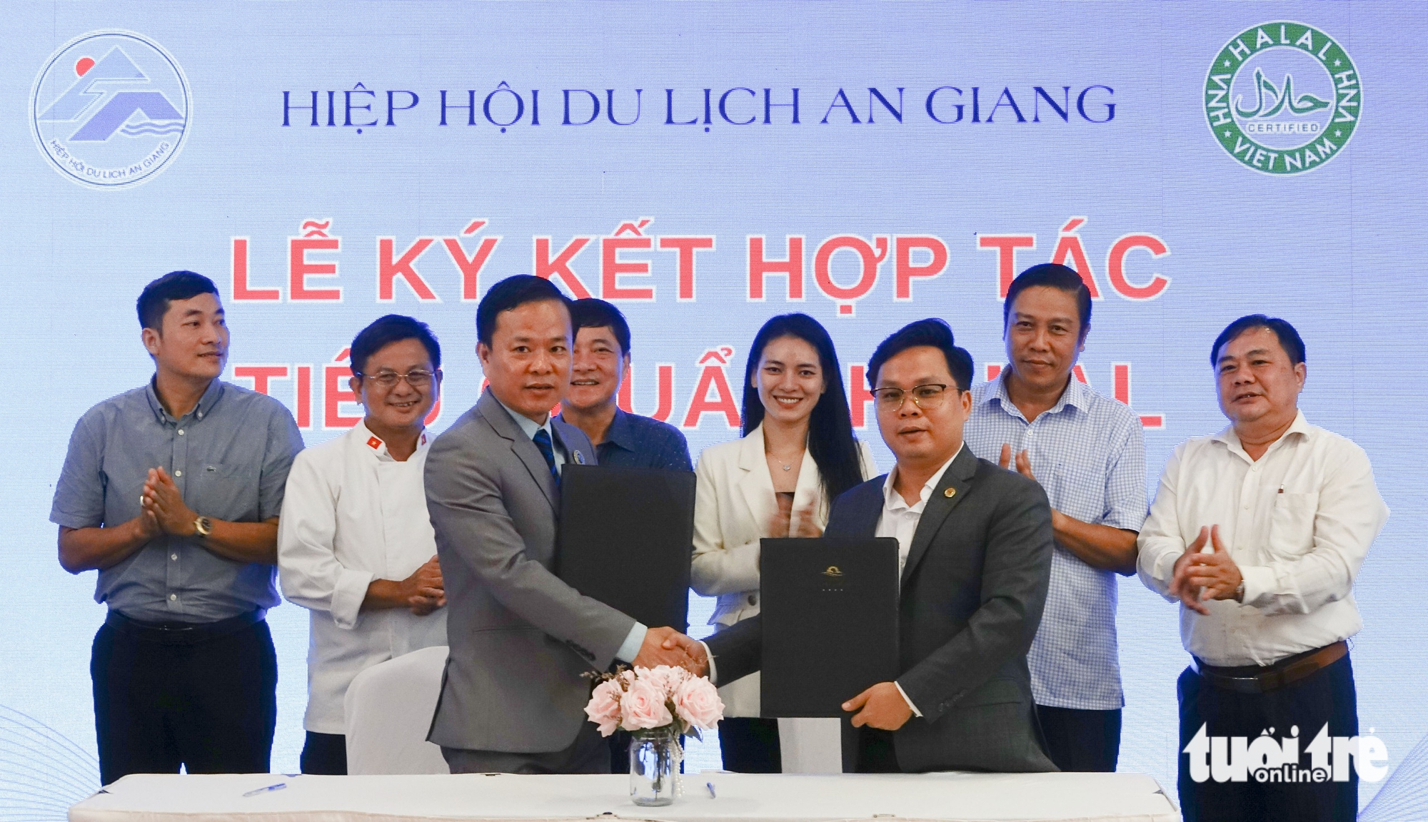 Khách quốc tế nhộn nhịp đến Phú Quốc du lịch - Ảnh 1.