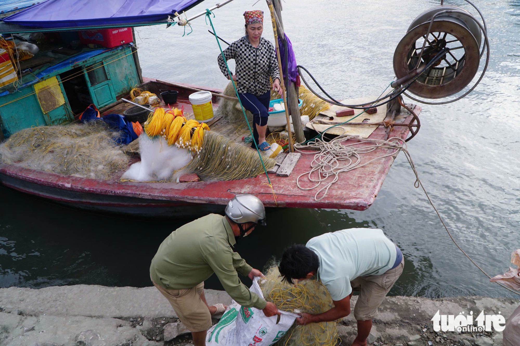 Đặc khu Vân Đồn tất bật trước bão Ragasa, lực lượng cứu hộ đã sẵn sàng - Ảnh 8.