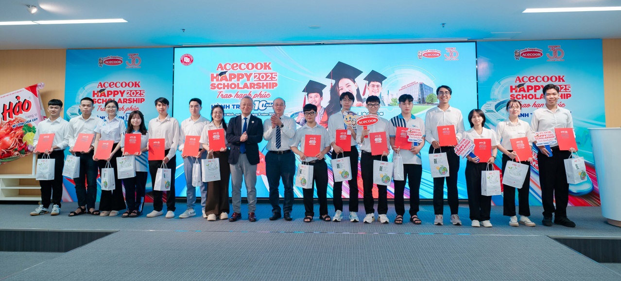 Acecook Happy Scholarship 2025: chắp cánh ước mơ cho học sinh, sinh viên - Ảnh 1.