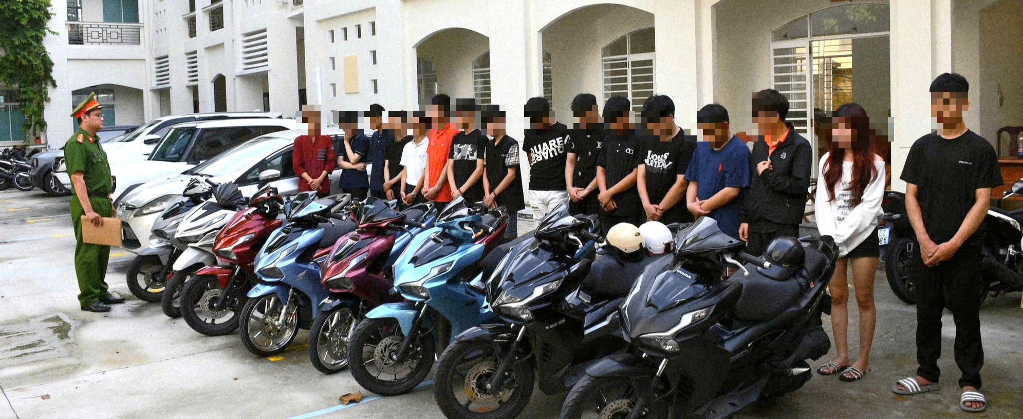 Triệu tập hàng chục thanh thiếu niên tụ tập, gây náo loạn ở Đà Nẵng - Ảnh 1.