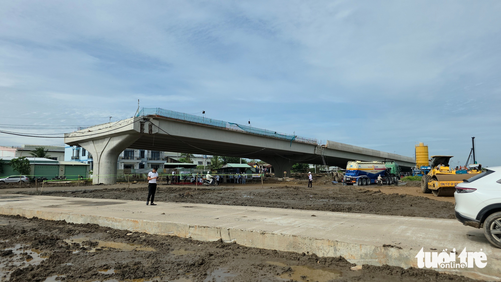 ខែធ្នូ ឆ្នាំ 2025 ពី Binh Duong ទៅ Cu Chi ឆ្លងកាត់ផ្លូវក្រវ៉ាត់ក្រុងហូជីមិញ 3 - រូបថត 3 ។ Phó thủ tướng Mai Văn Chính: Ngày 19-12 phải bắt đầu thông xe cao tốc vành đai 3 TP.HCM - Ảnh 4.