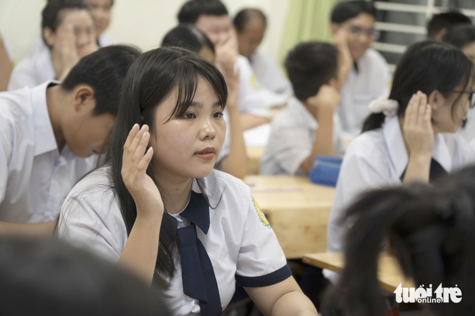 Cô gái tuổi 22 trở lại tìm con chữ lớp 6 - Ảnh 1.