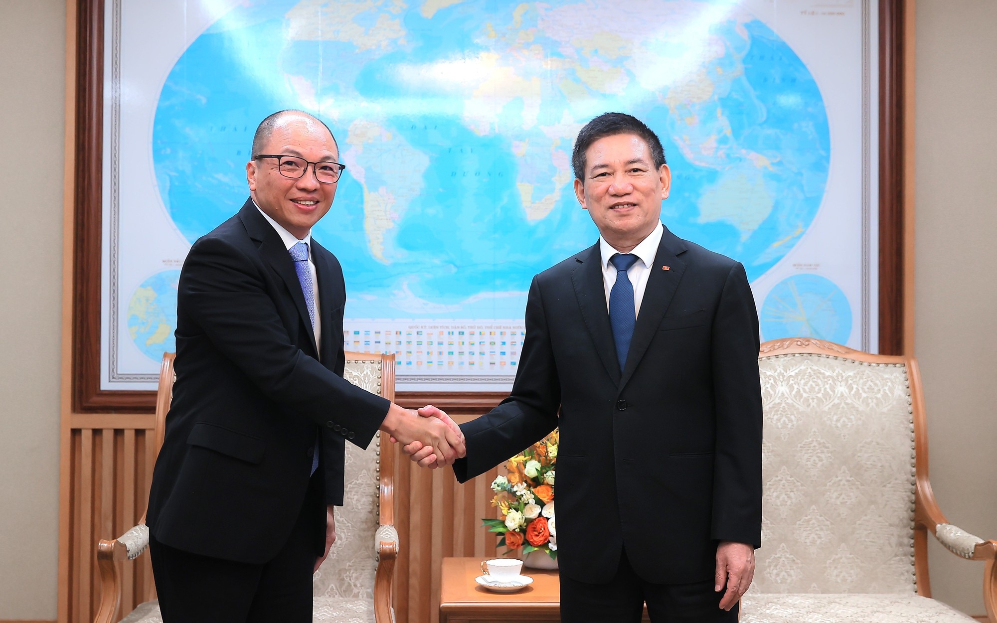 Toyota Vietnam desires to boost electrified vehicle lineup  - Ảnh 1.