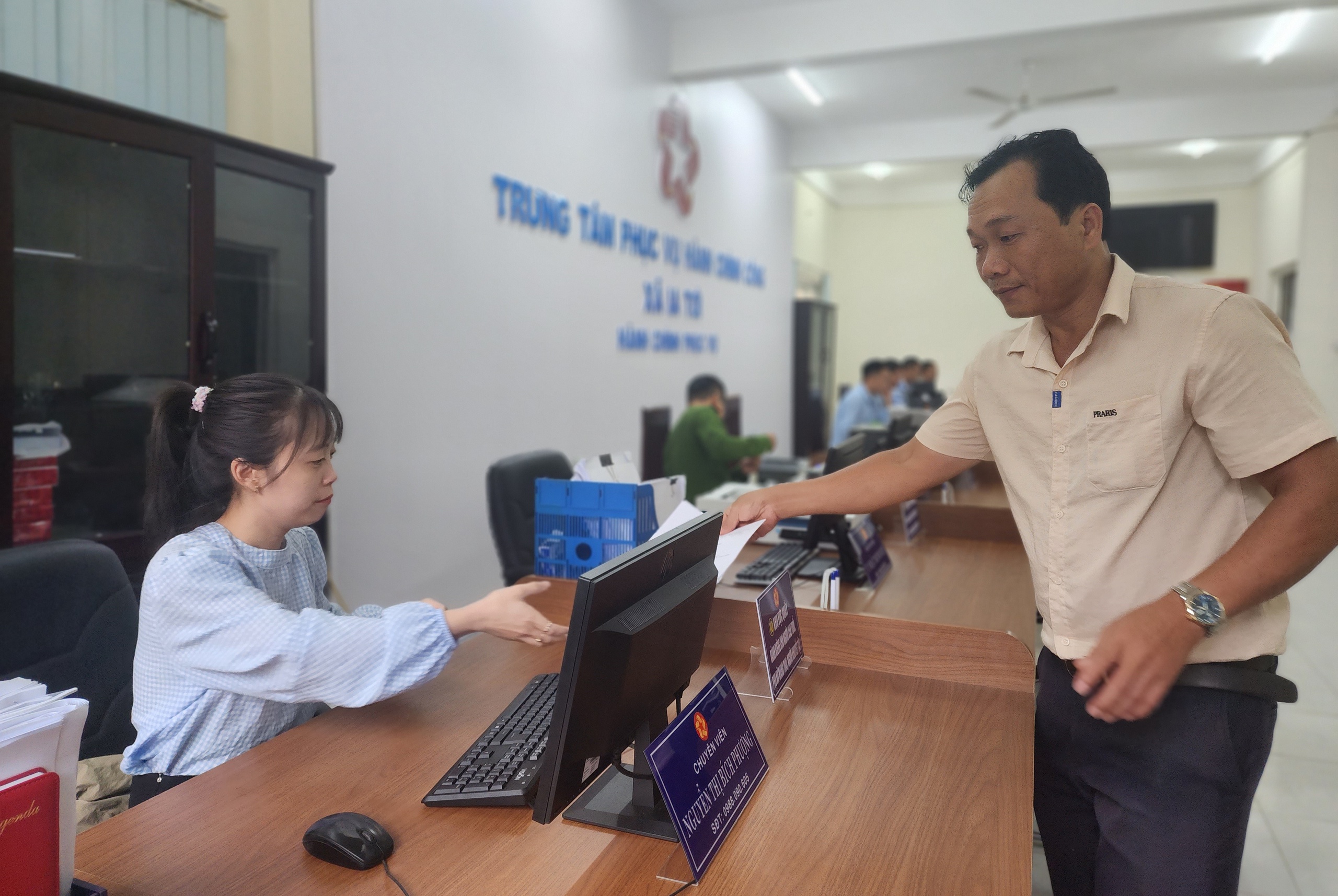 Quảng Ngãi lưu ý biệt phái cán bộ về xã có công trình trọng điểm quốc gia - Ảnh 3.