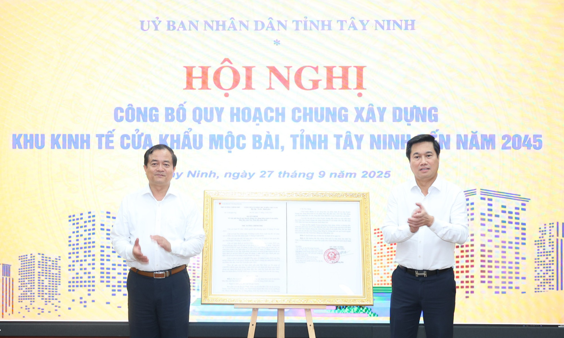 Tây Ninh công bố quy hoạch Khu kinh tế cửa khẩu Mộc Bài - Ảnh 1.