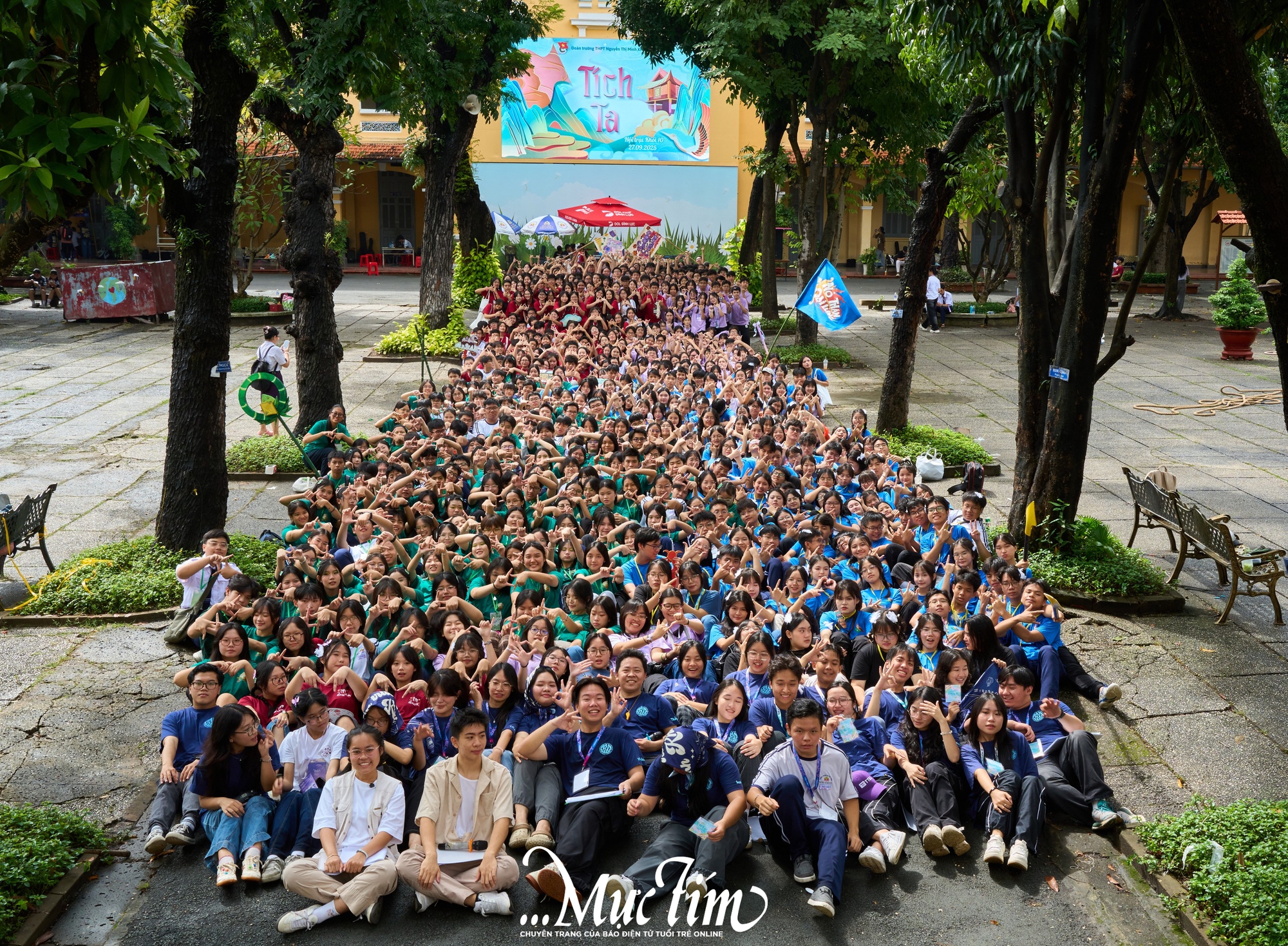 Trai tài gái giỏi cháy hết mình tại Hội trại khối 10 Trường THPT Nguyễn Thị Minh Khai - Ảnh 30.